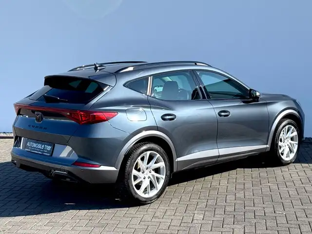 Cupra Formentor view 5