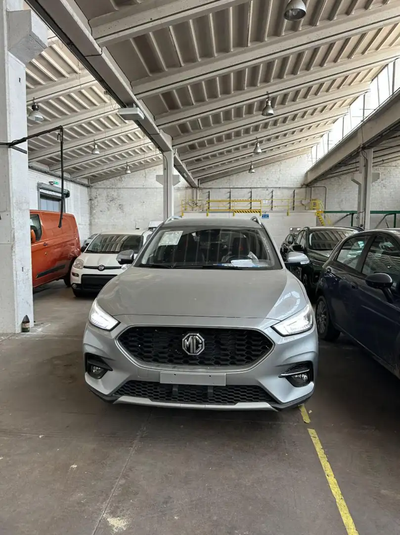 MG ZS 1.5 VTi-tech Luxury Blau - 2