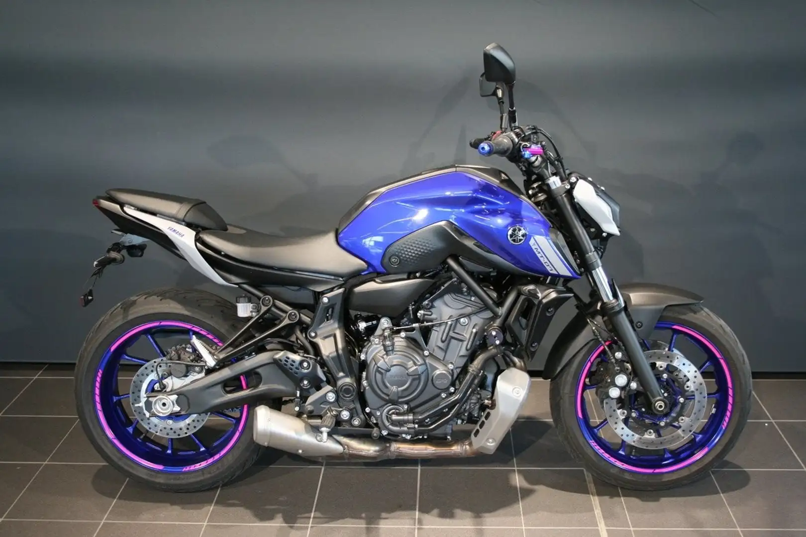 Yamaha MT-07 MT 07 35 KW///- A2 bereit - Tieferlegung Blau - 2