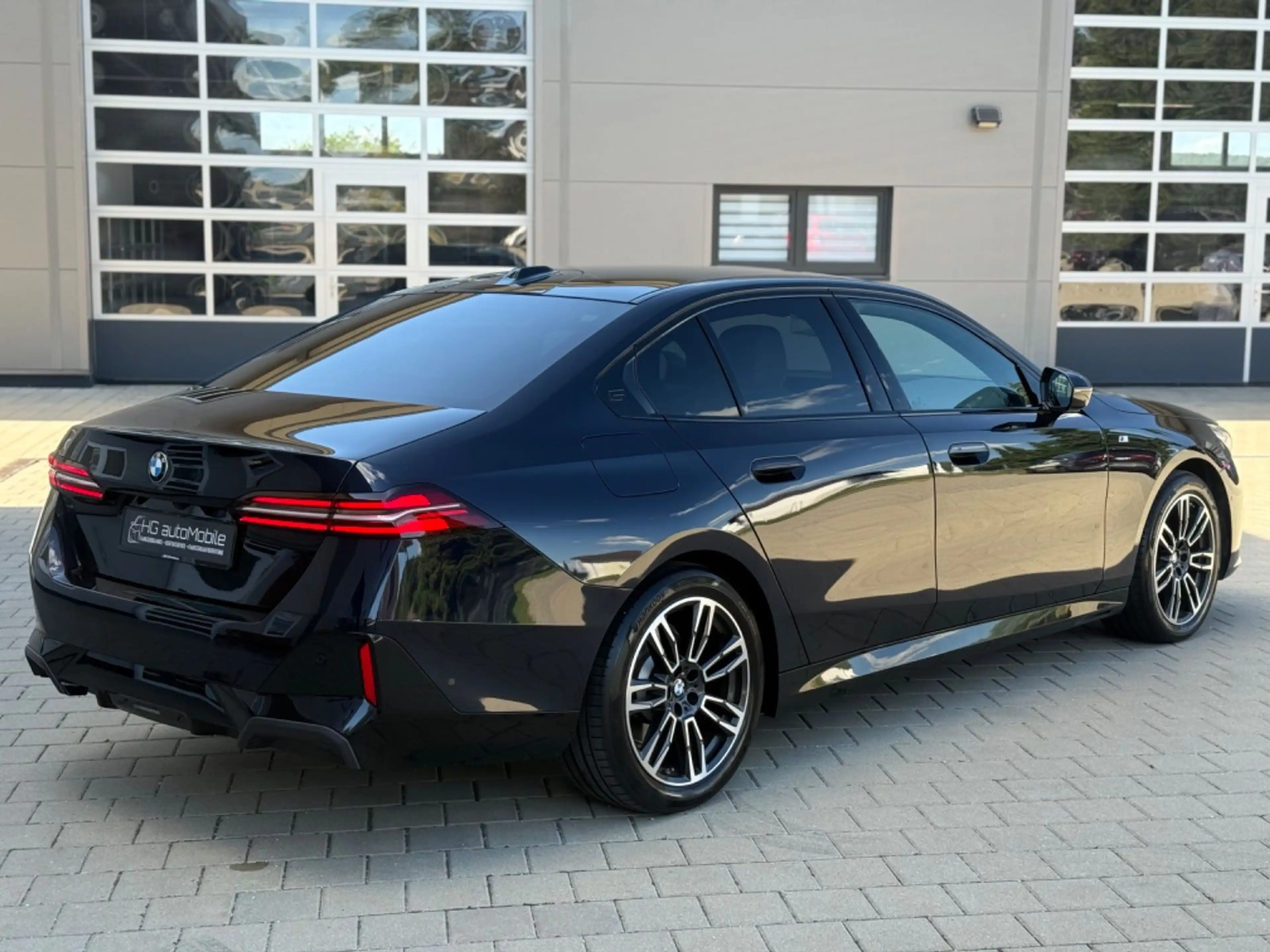BMW 520 G60 5 Limousine 520 d xDrive M Sport H&K/360 — photo 5