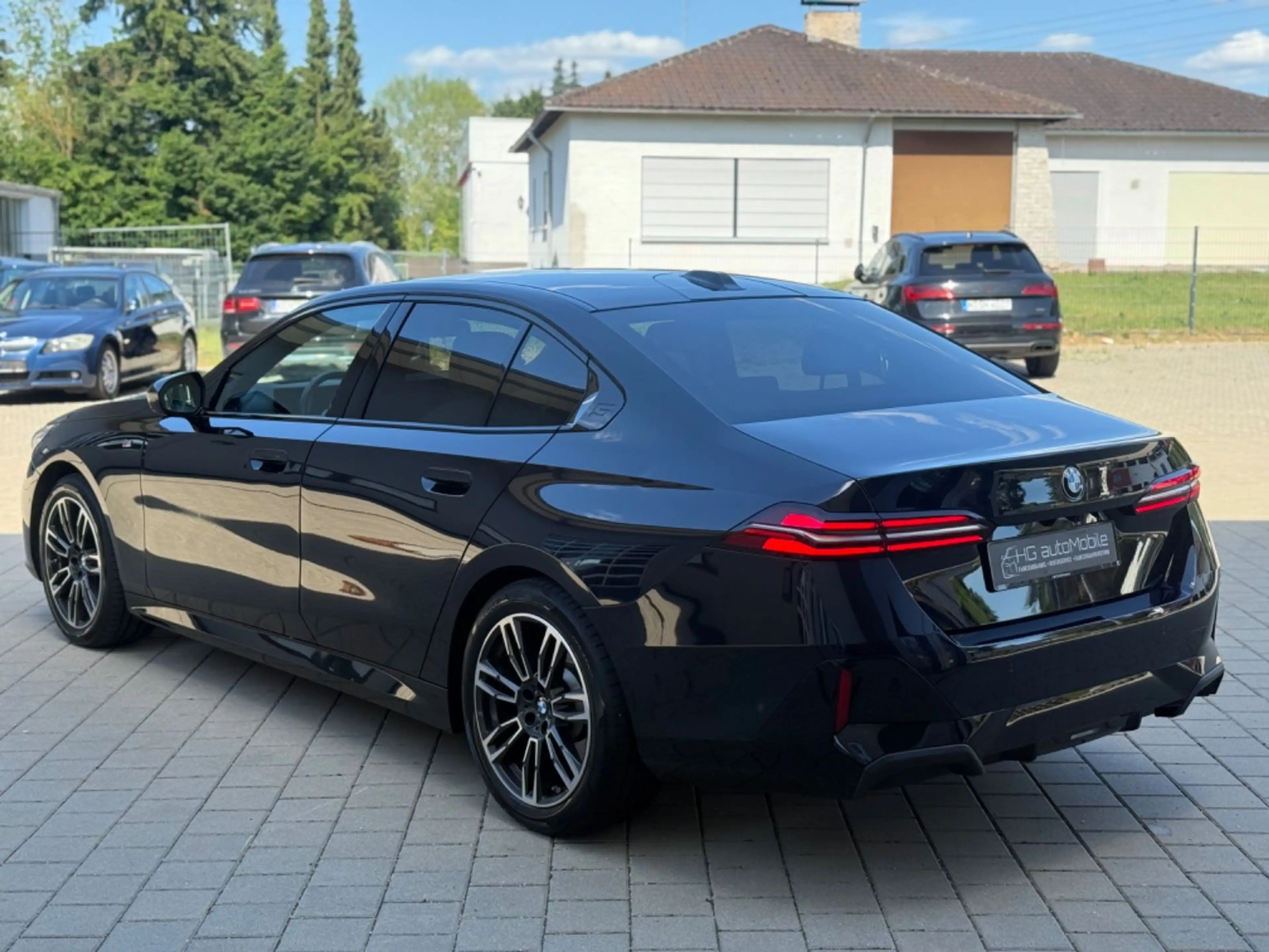 BMW 520 G60 5 Limousine 520 d xDrive M Sport H&K/360 — photo 3