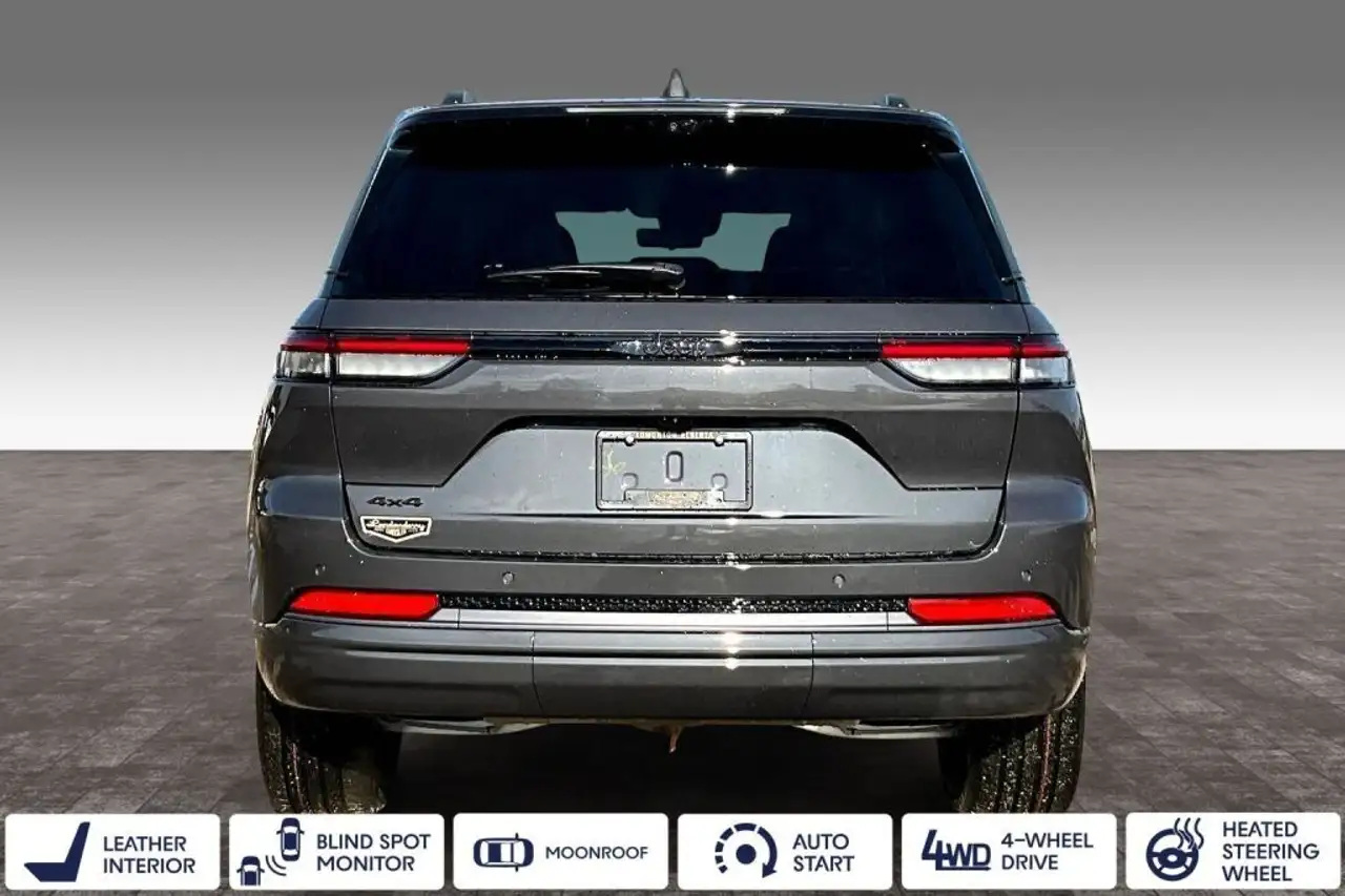 Jeep Grand Cherokee снимка Jeep Grand Cherokee