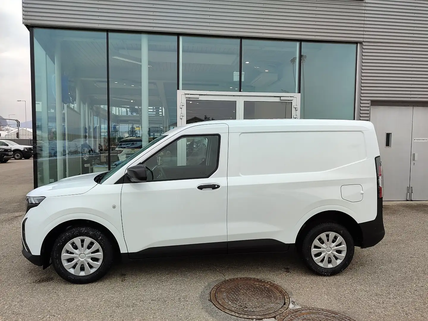 Ford Transit Courier Transit Courier 1,5 EcoBlue Trend Weiß - 2