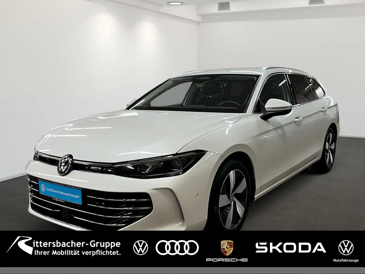Volkswagen Passat Variant 2.0 TDI Elegance DSG AHK IQLight Weiß - 1