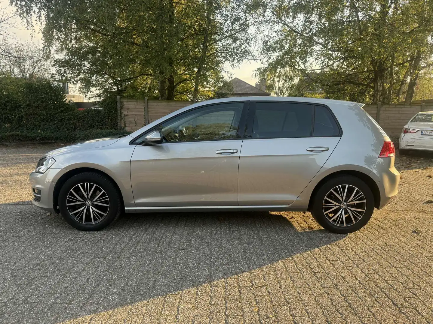 Volkswagen Golf Golf 1.4 TSI BlueMotion Technology Allstar Brons - 2
