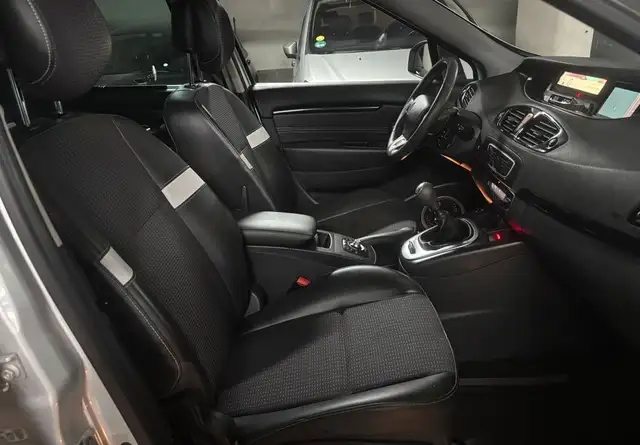 Renault Scenic view 6