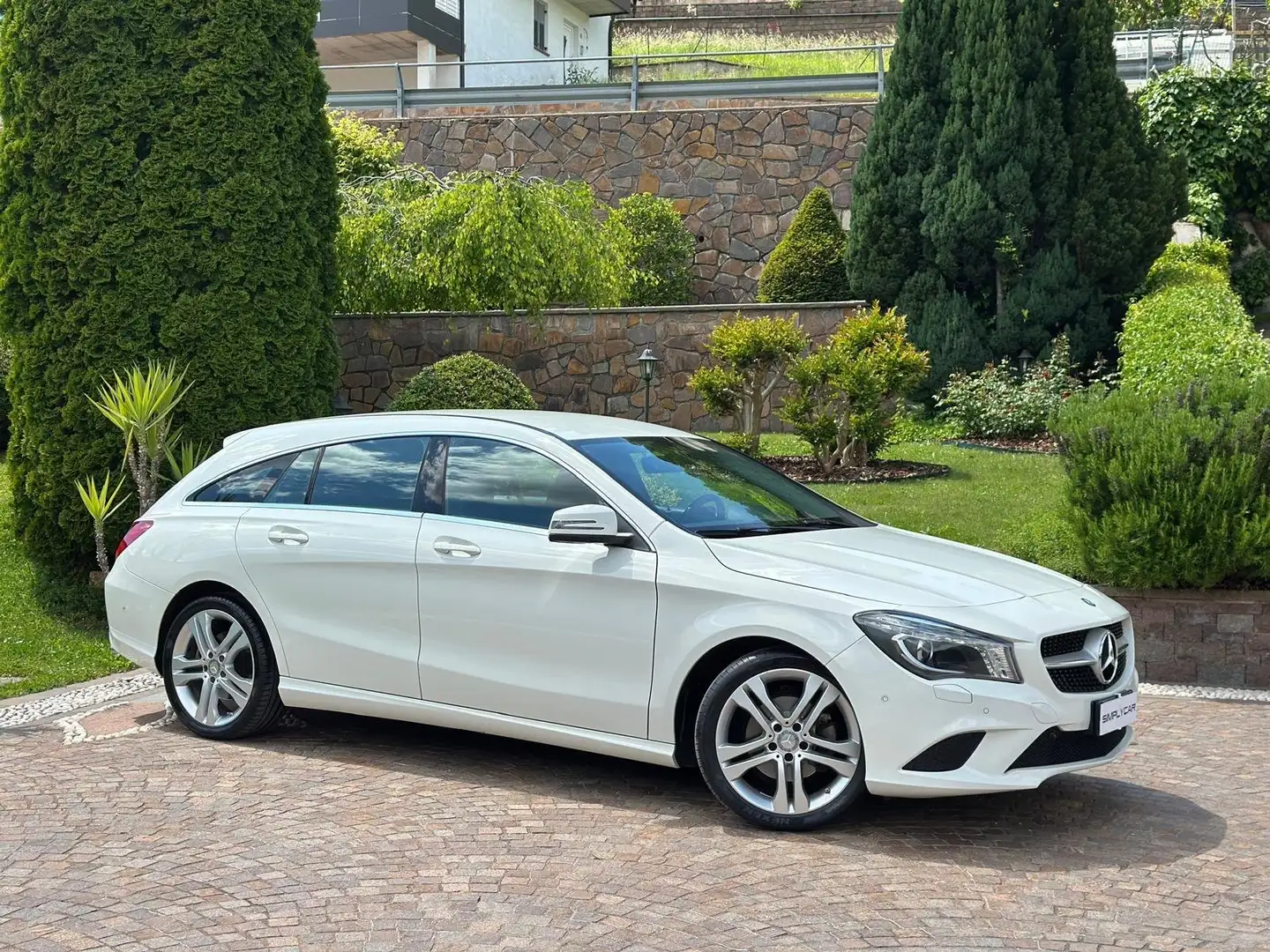 Mercedes-Benz CLA 200 Shooting Brake 200d 136cv Sport OK NEOPATENTATI Bianco - 2