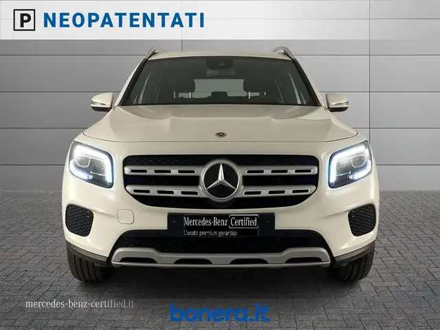 Mercedes-Benz GLB view 4