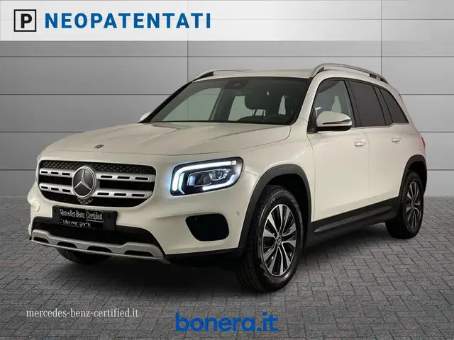 Mercedes-Benz GLB main image