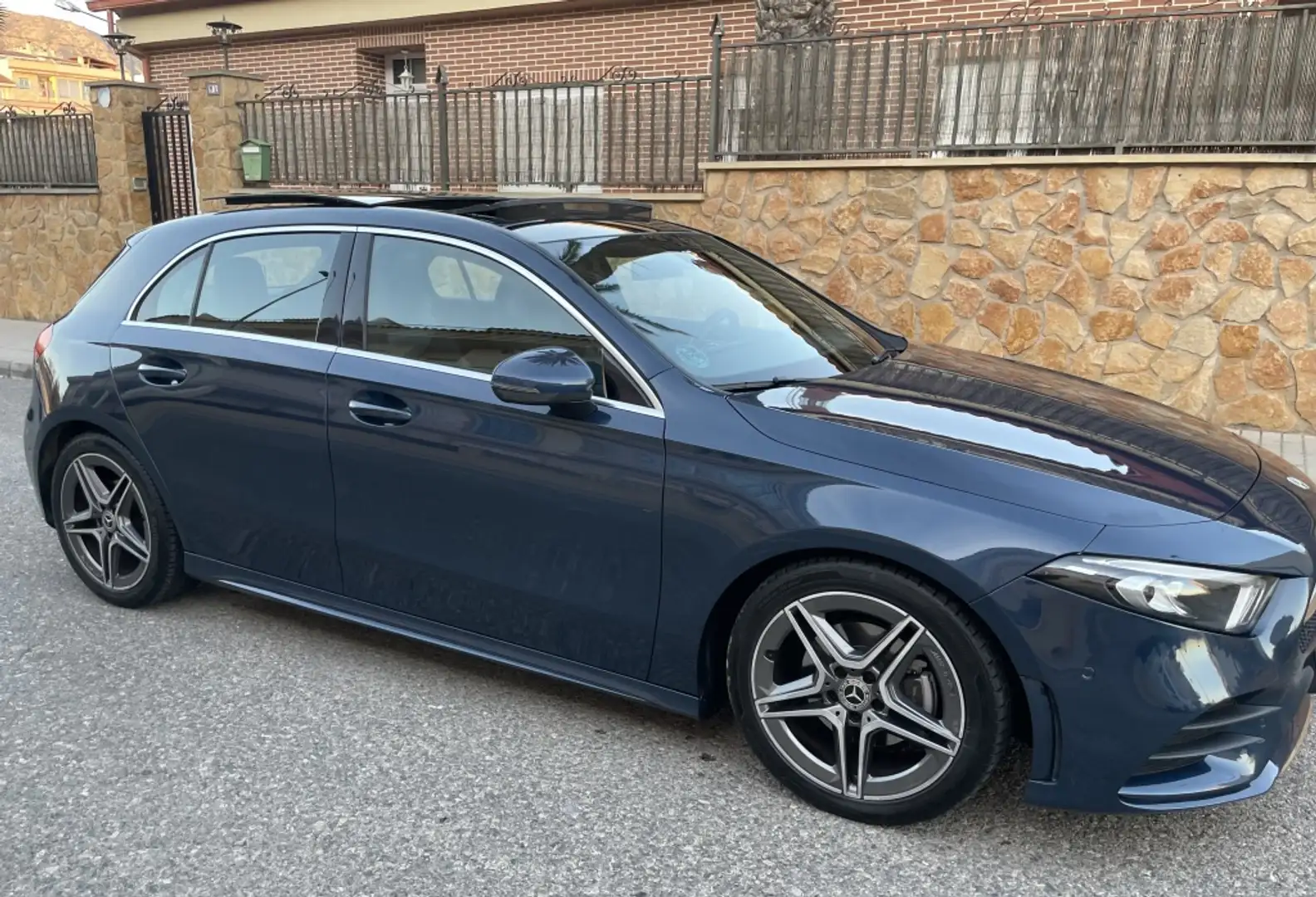 Mercedes-Benz A 180 Azul - 1