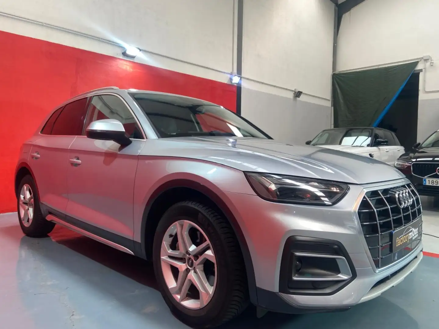 Audi Q5 Sportback 35 TDI S tronic Gris - 2