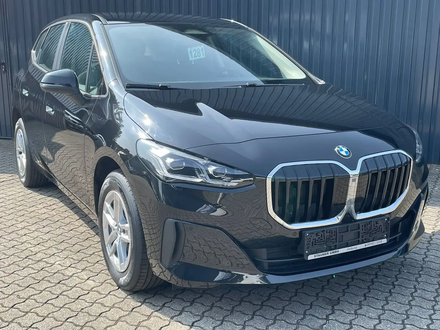 BMW 218 i Aut Active Tourer/ Kamera/DrivingAssPlus/AdapLED Schwarz - 2