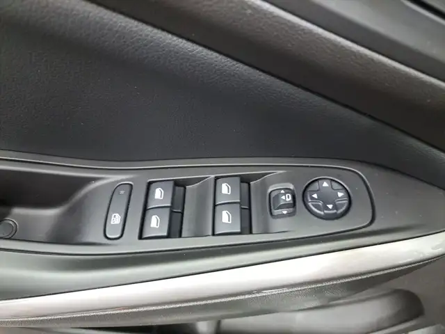 Opel Grandland view 10