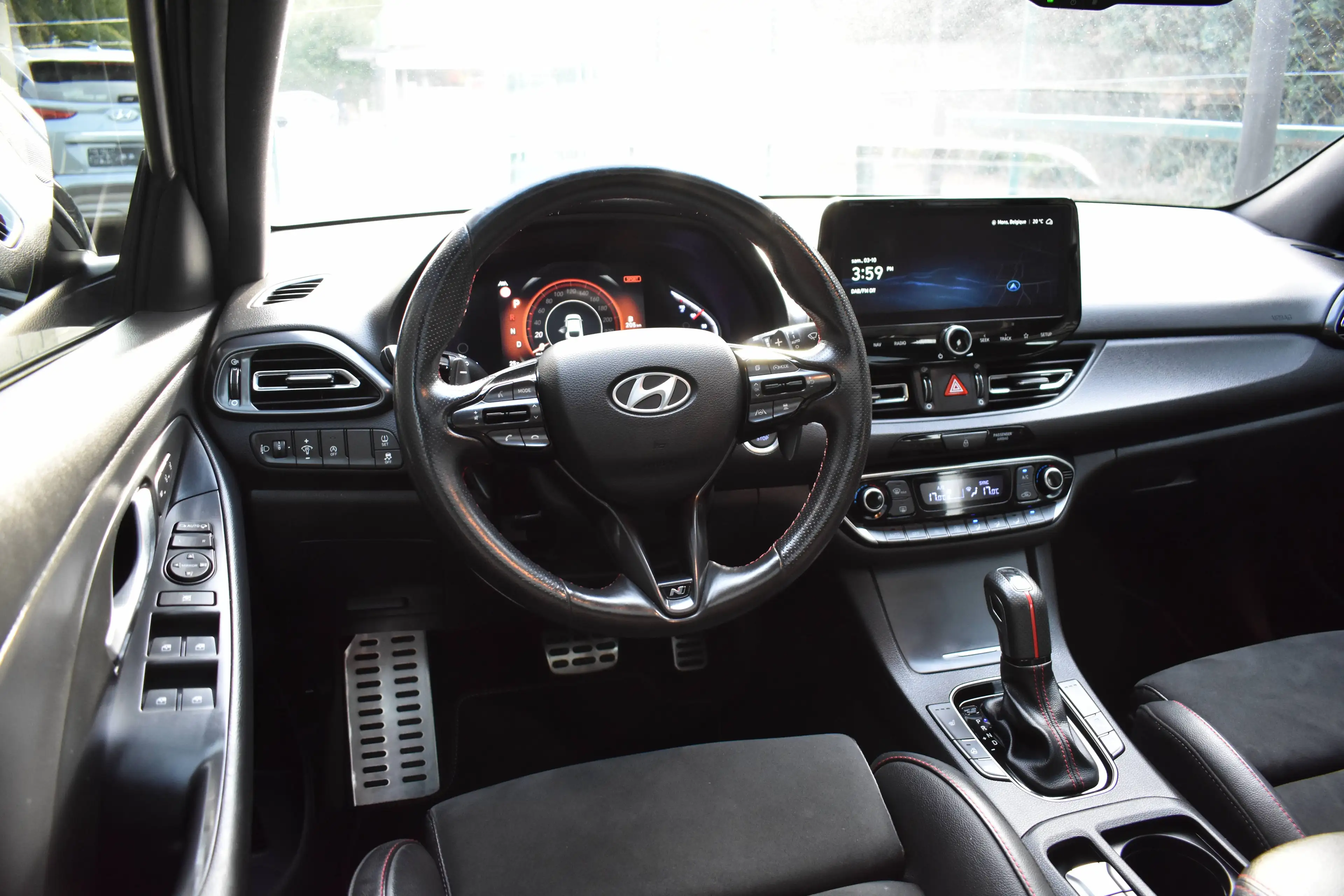 Hyundai i30 1.5 T-GDi MHEV Sky N-Line Sensation DCT / FULL OPTION / 1er MAIN / HISTORIQUE / GARANTIE ! — photo 3
