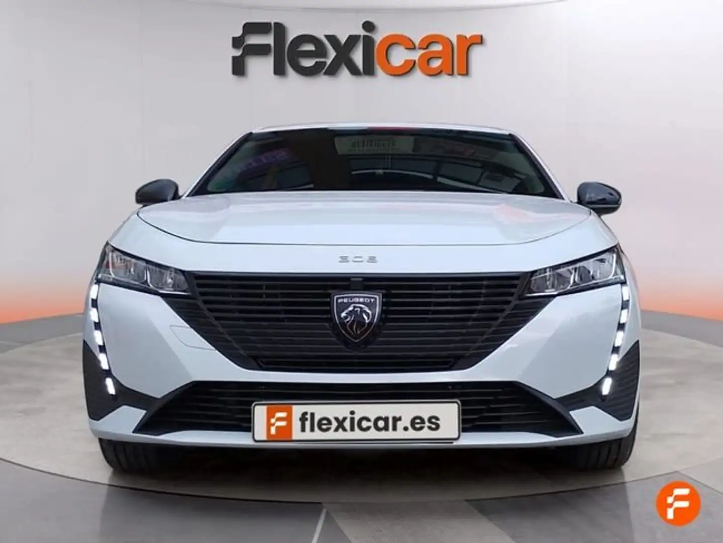 Peugeot 308 5P Allure Hybrid MHEV 136 e-DCS6 Blanco - 2