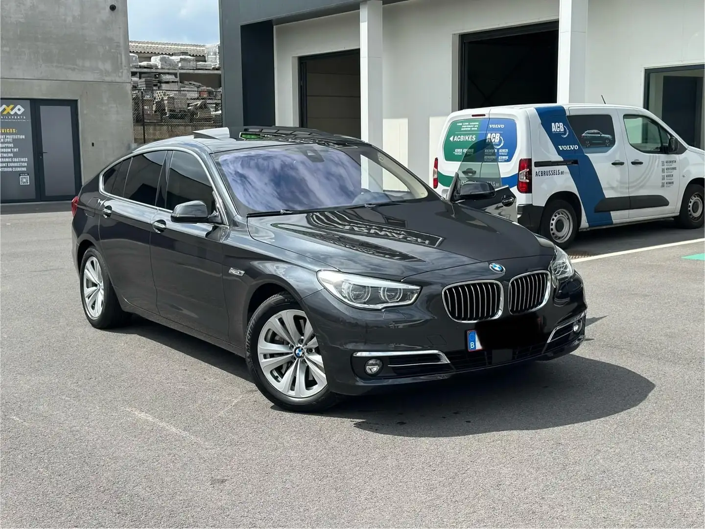 BMW 530 530d Gran Turismo Aut. Zwart - 1