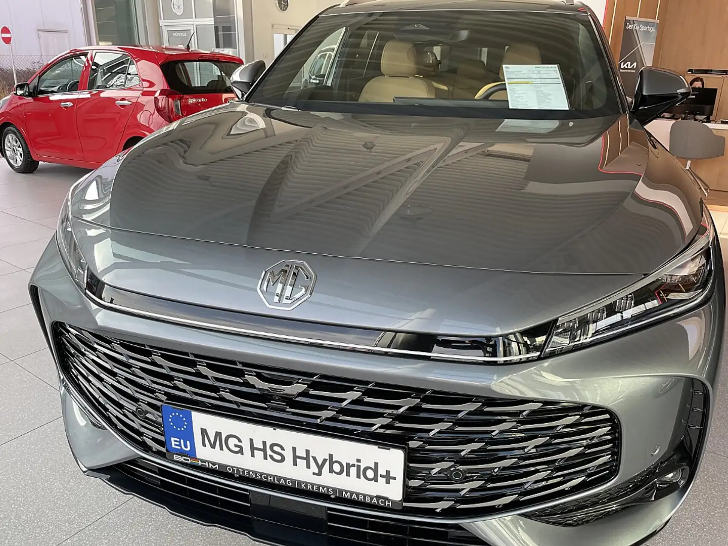 MG HS Hybrid+ Luxury mit Lenkradheizung u. Ö-Paket Grau - 2