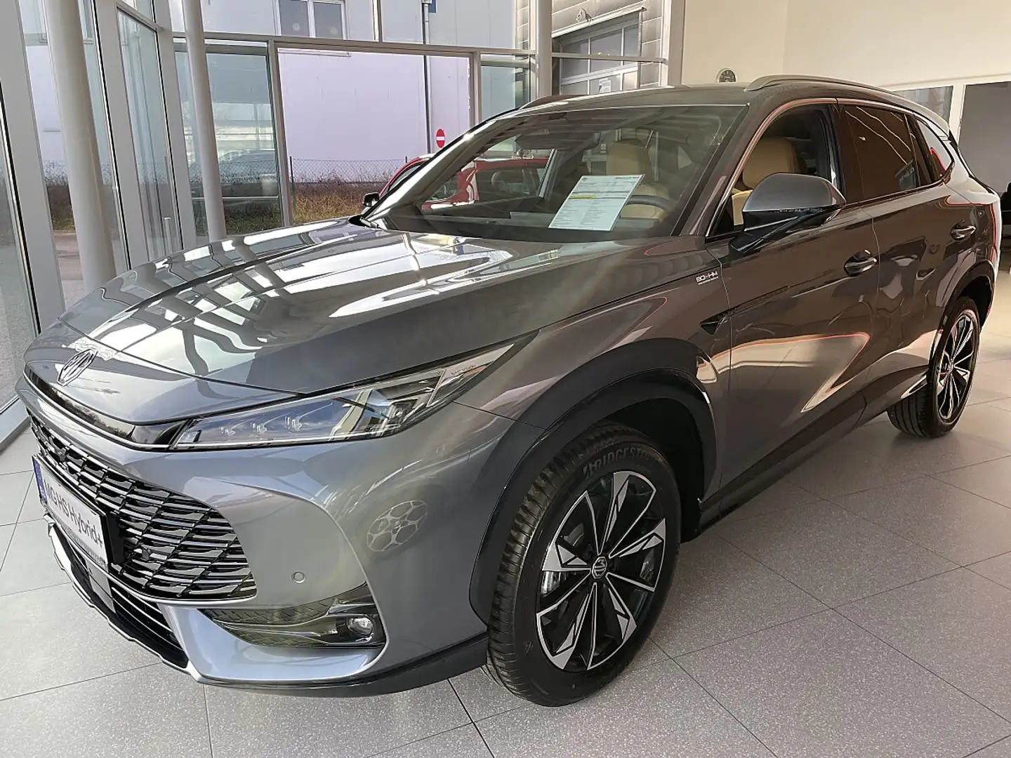 MG HS Hybrid+ Luxury mit Lenkradheizung u. Ö-Paket Grau - 1
