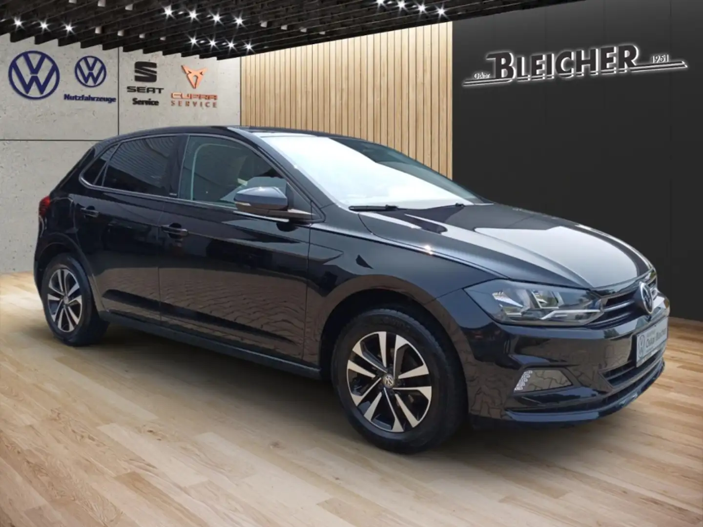 Volkswagen Polo United 1.0 TSI PDC + ACC + AppConnect Zwart - 2