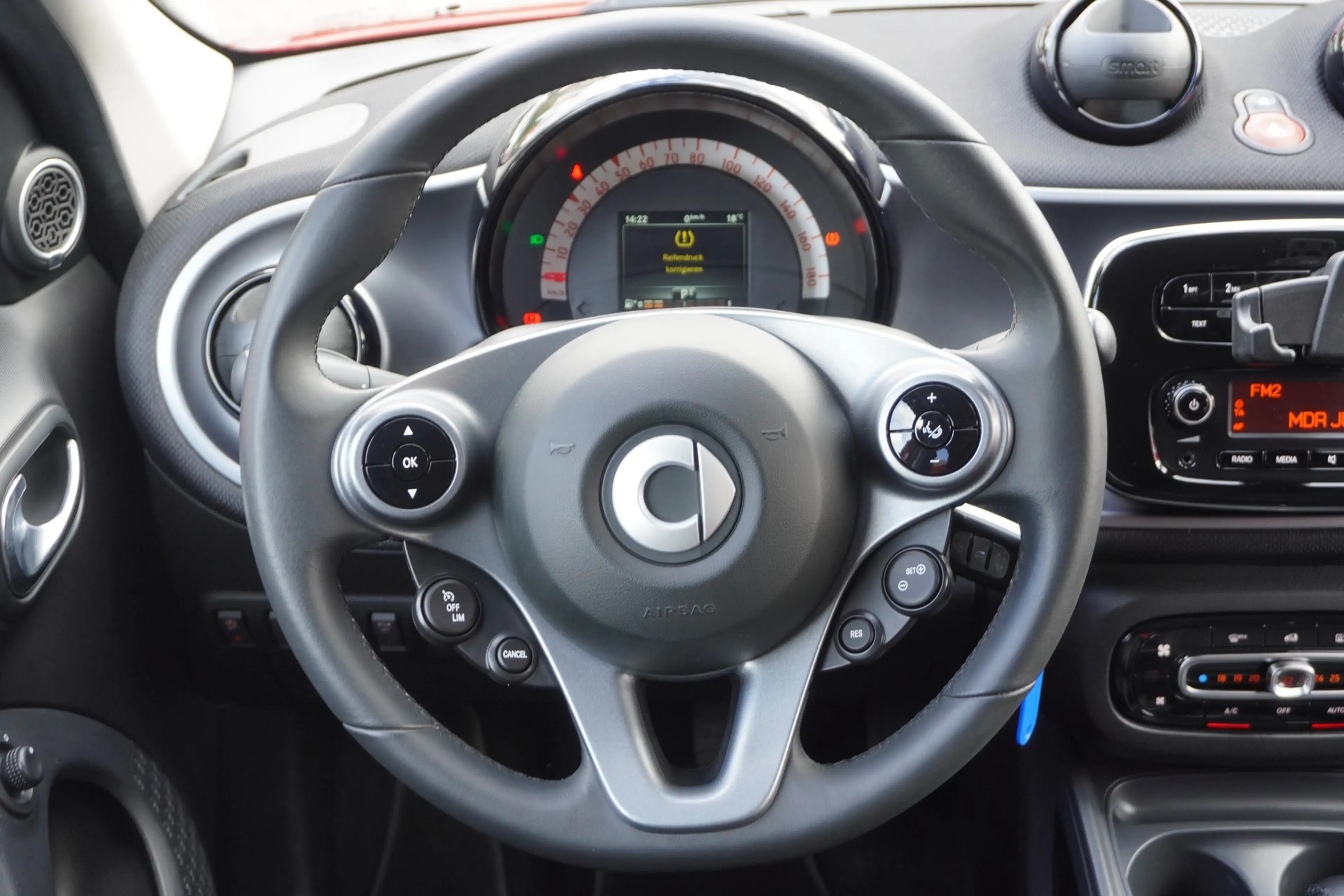 smart forFour forfour 1.0 Prime Soundsystem Tempomat PDC — photo 14