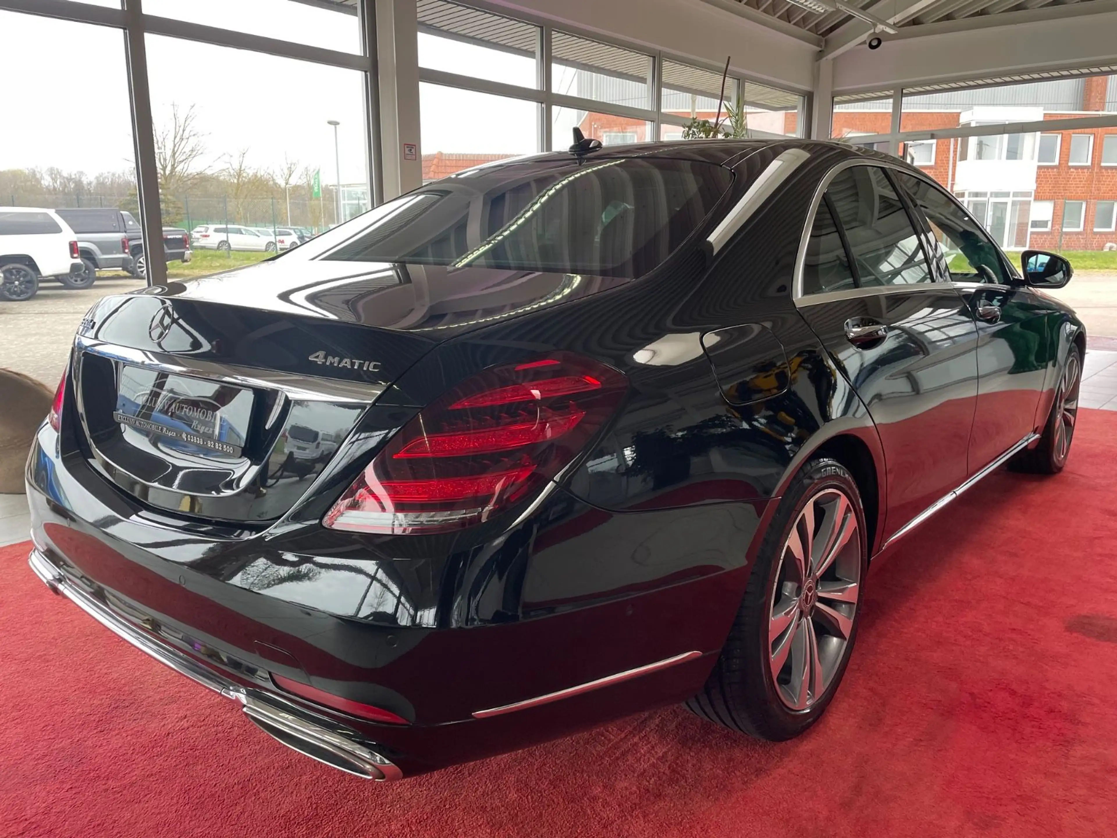 Mercedes-Benz S 350 S Limousine 4Matic Leder SHD — photo 5