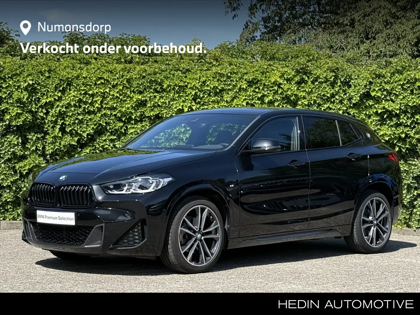 BMW X2 sDrive18i M-Sport | Camera | Navi Plus | Elek. kof Zwart - 1
