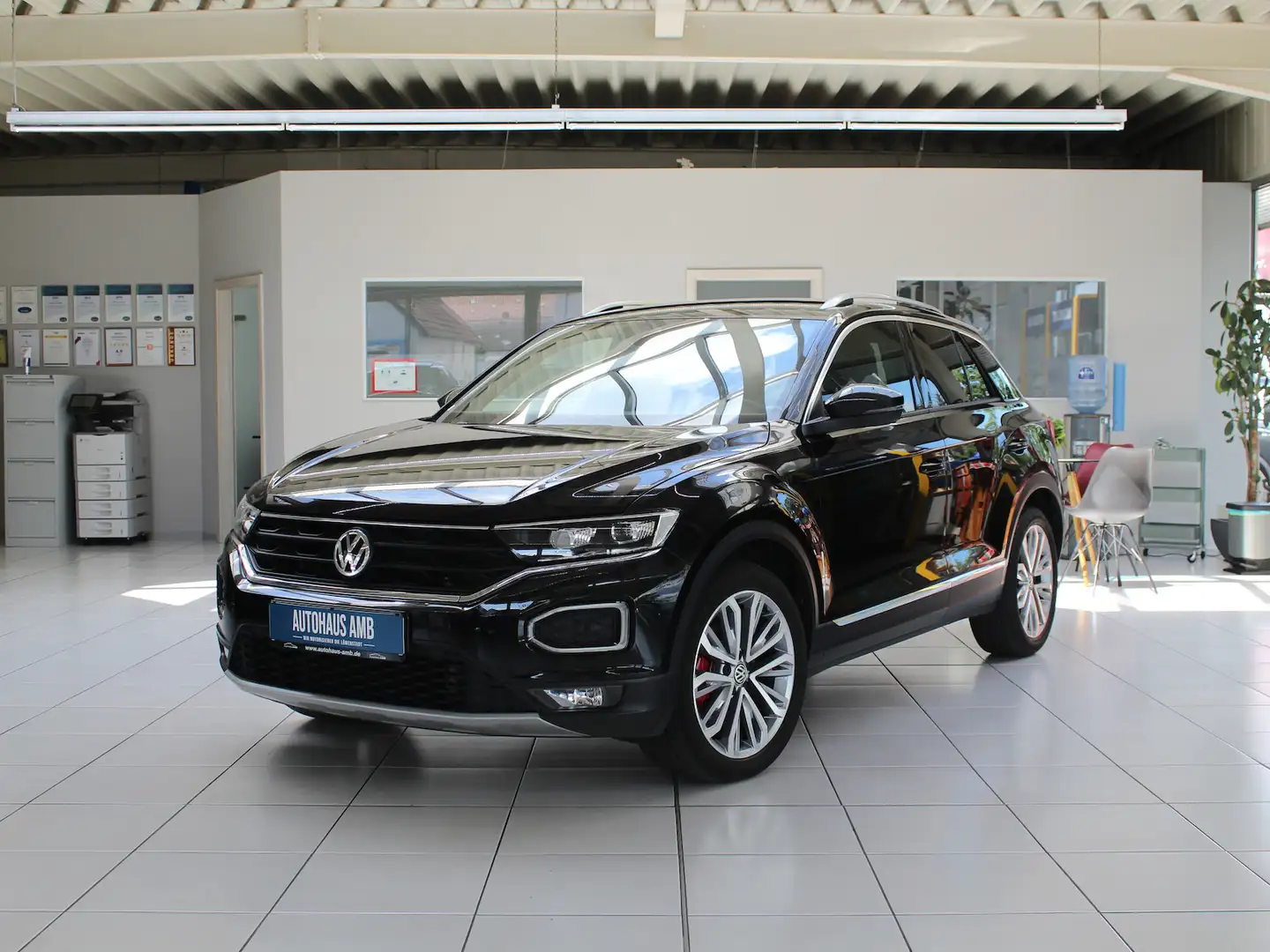 Volkswagen T-Roc 2.0TSI DSG 4Motion Sport Navi Voll-LED ACC Schwarz - 1