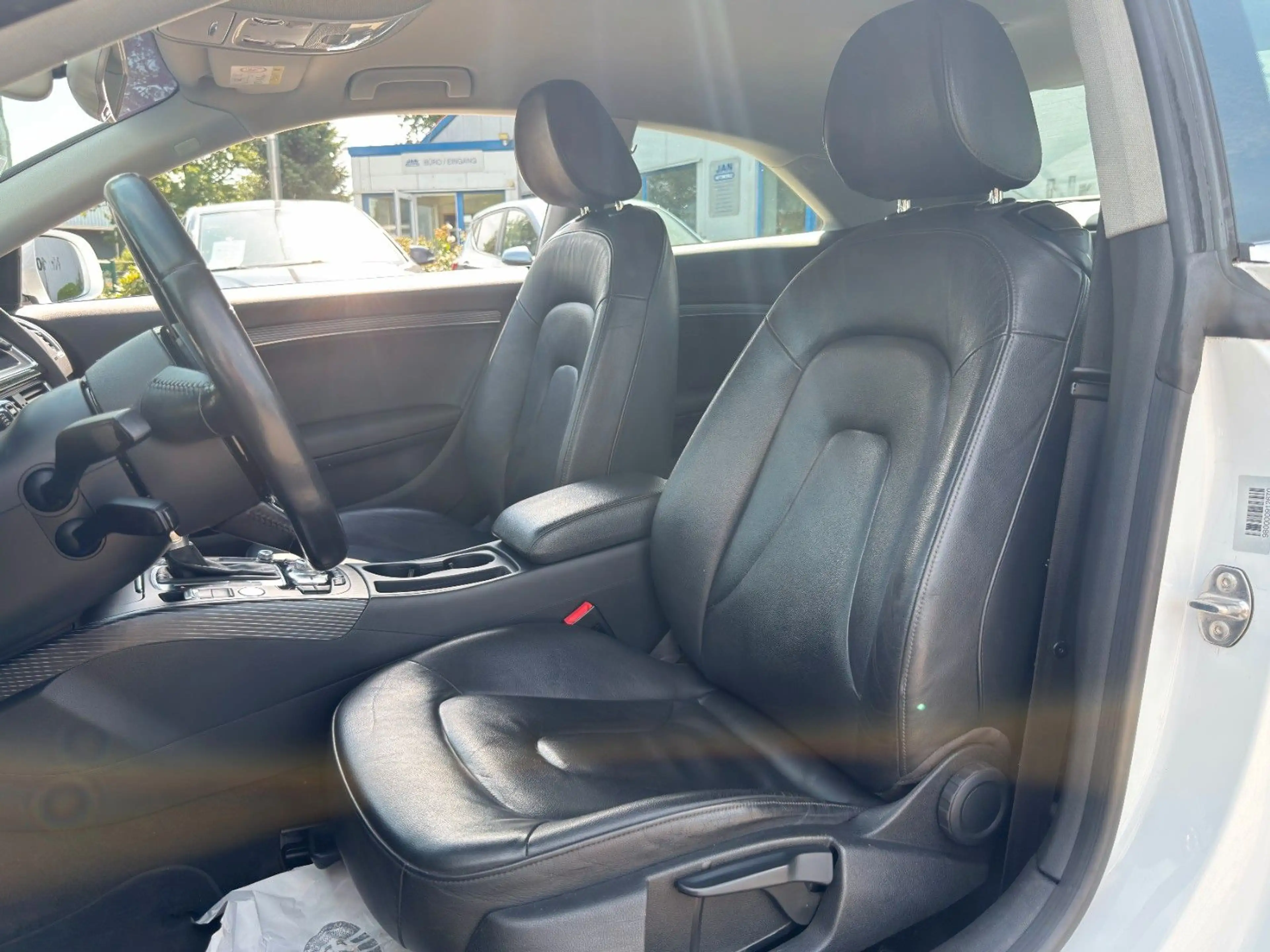 Audi A5 Coupe 2.0 TDI Automatik QUATTRO PDC Leder — photo 9