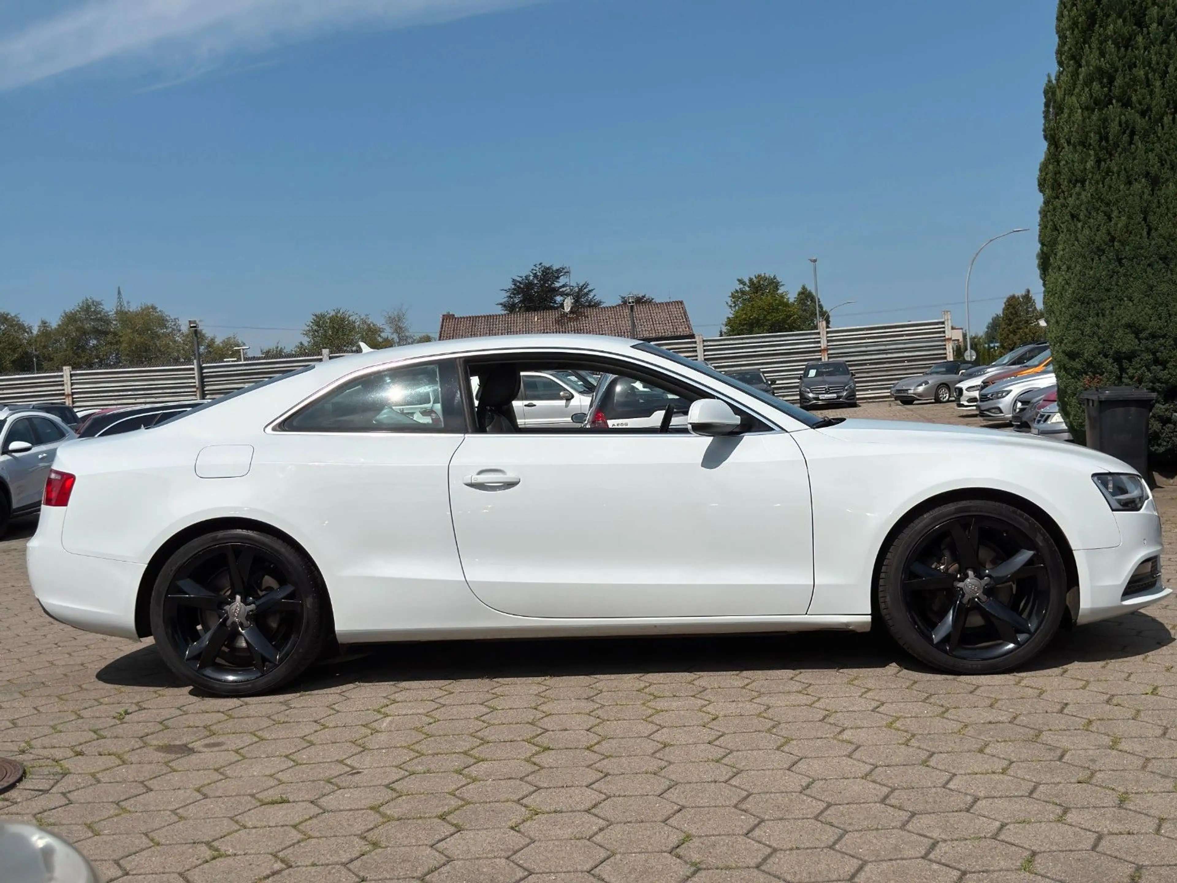 Audi A5 Coupe 2.0 TDI Automatik QUATTRO PDC Leder — photo 3