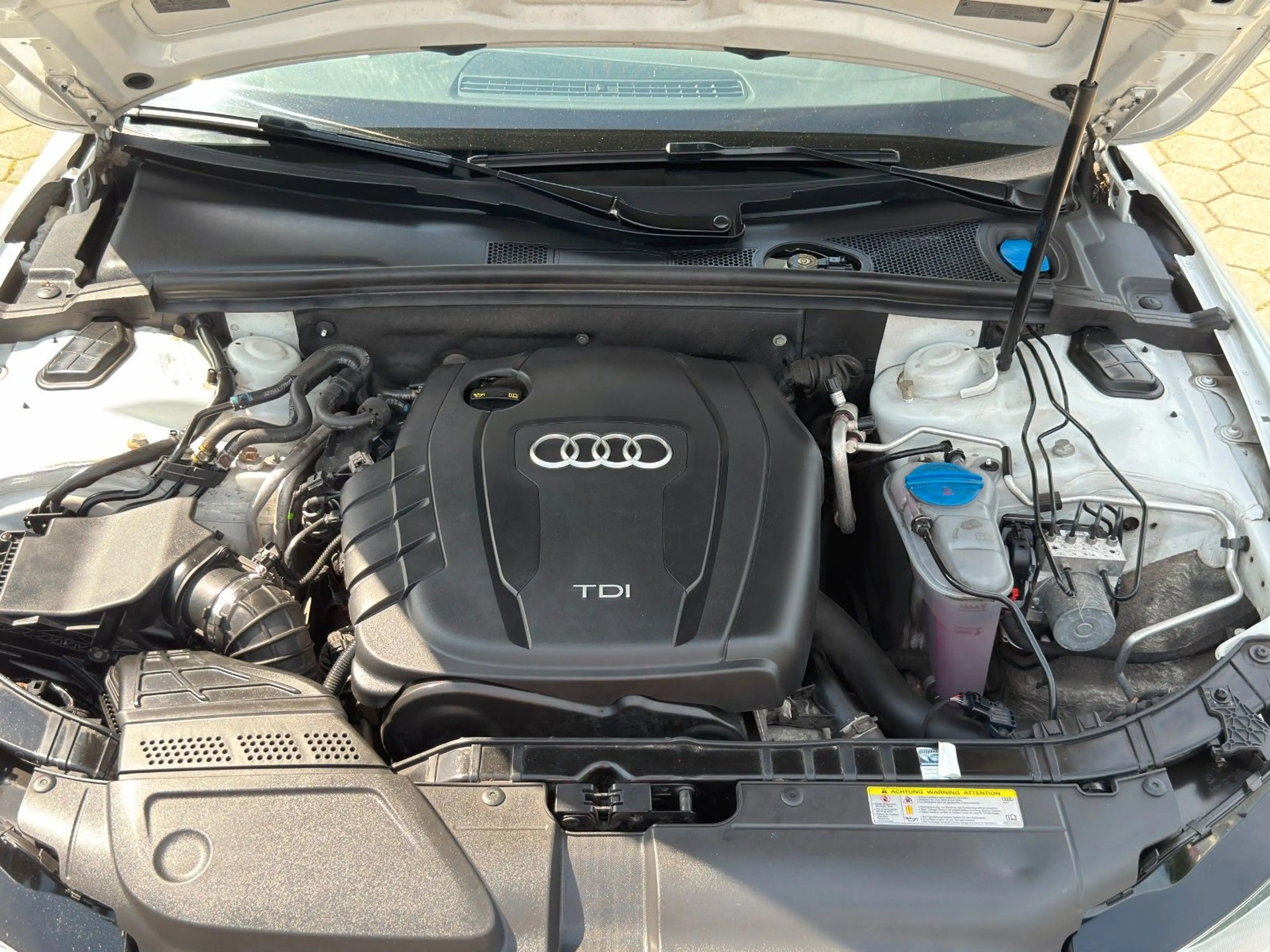 Audi A5 Coupe 2.0 TDI Automatik QUATTRO PDC Leder — photo 12