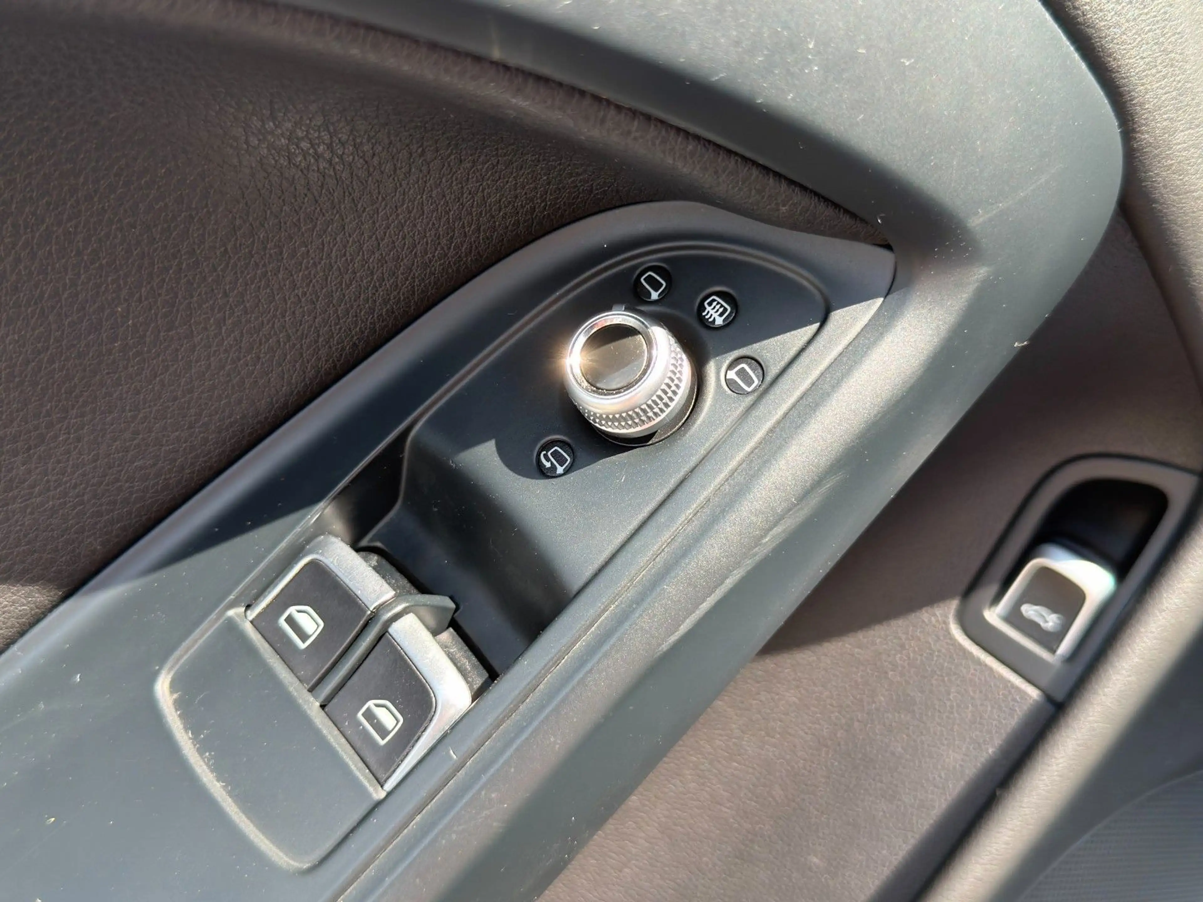 Audi A5 Coupe 2.0 TDI Automatik QUATTRO PDC Leder — photo 8