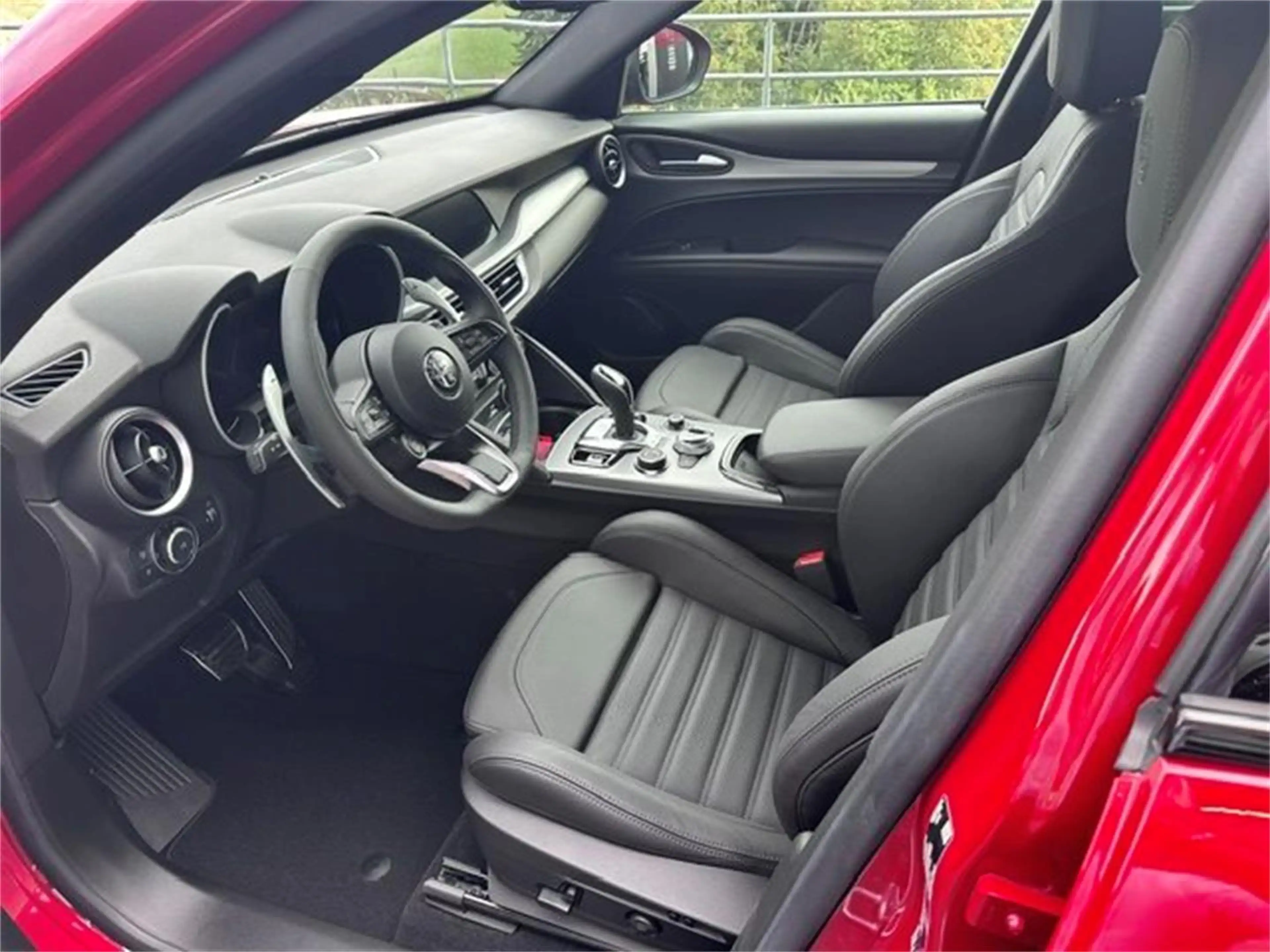 Alfa Romeo Stelvio Veloce 2,2 16V 210 AT8 Q4 — photo 5