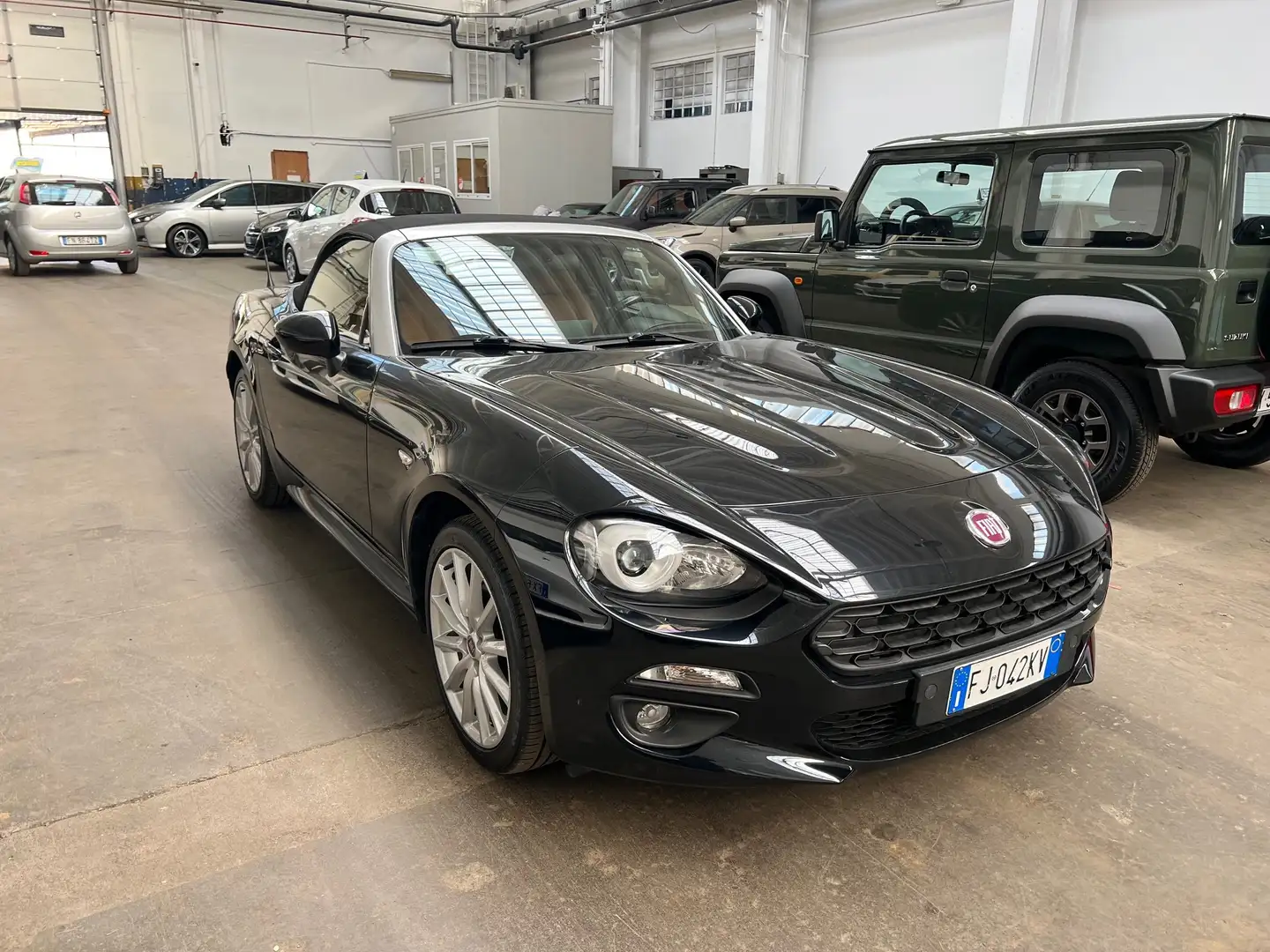 Fiat 124 Spider 124 Spider 1.4 m-air Lusso PREZZO REALE Zwart - 2