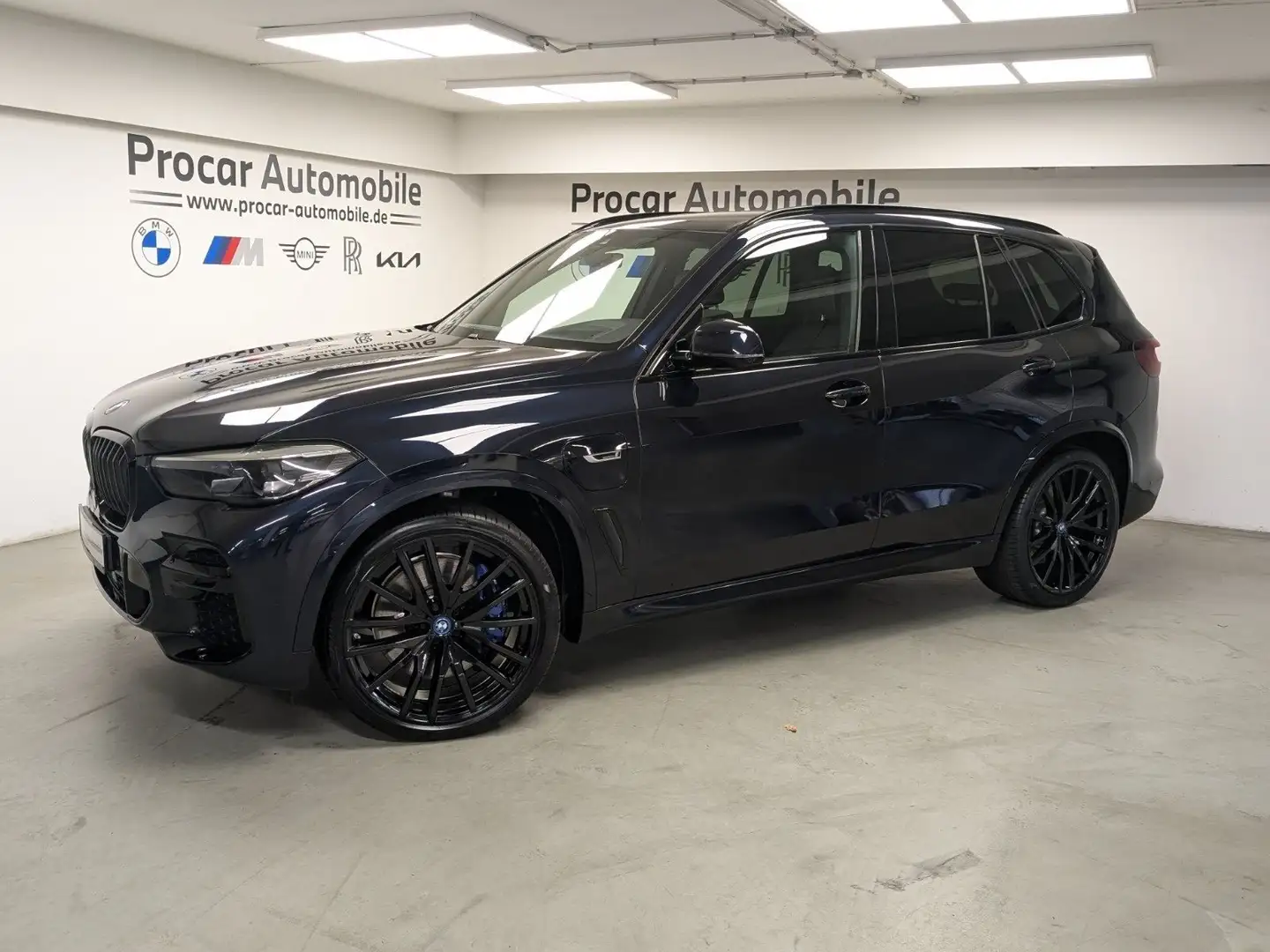 BMW X5 xDrive45e M Sport HuD H/K PA 22'' Komfortsitze Zwart - 2