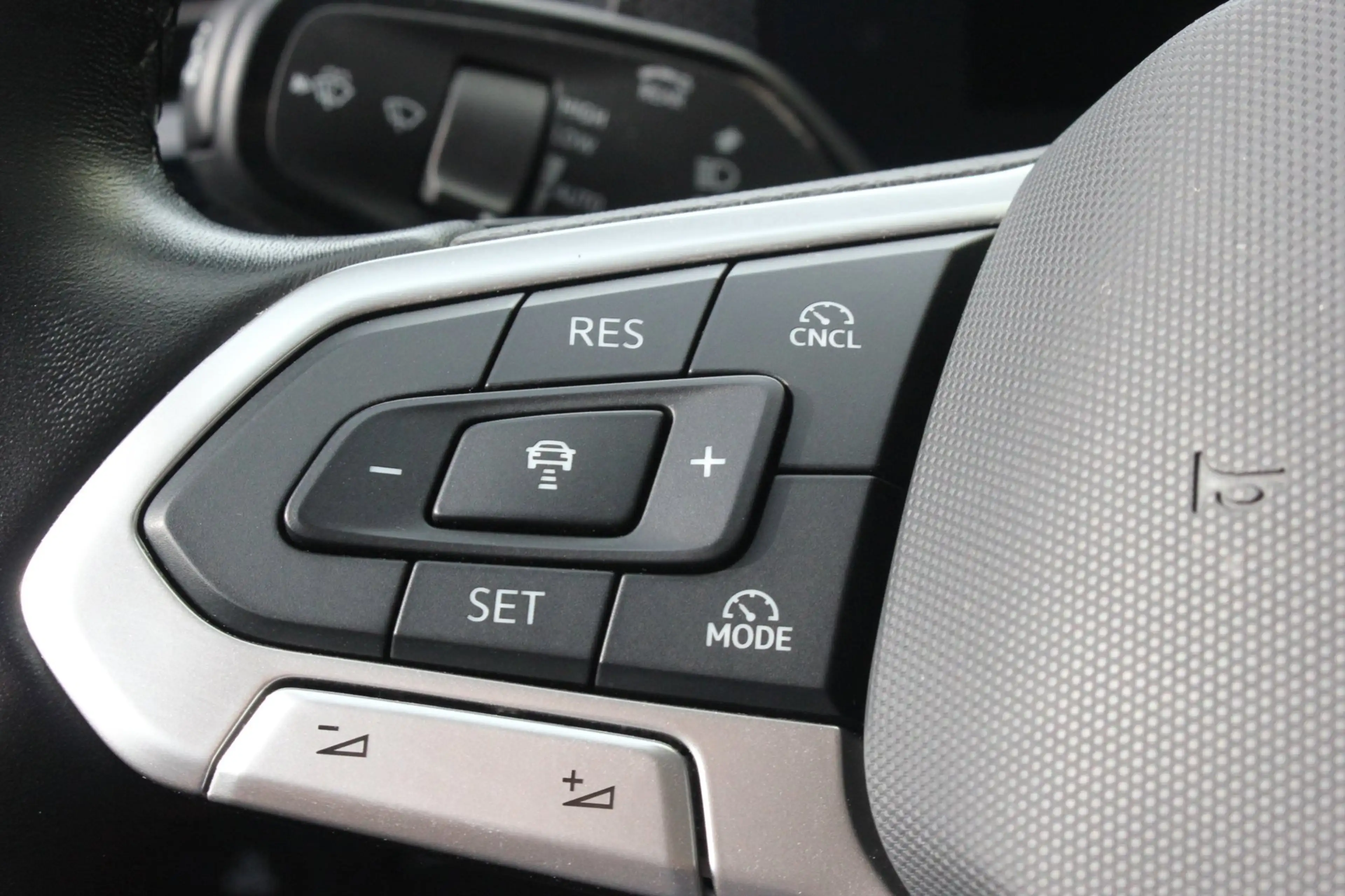 Volkswagen Passat Variant 1.5 eTSI Business | Camera | Carplay | — photo 9