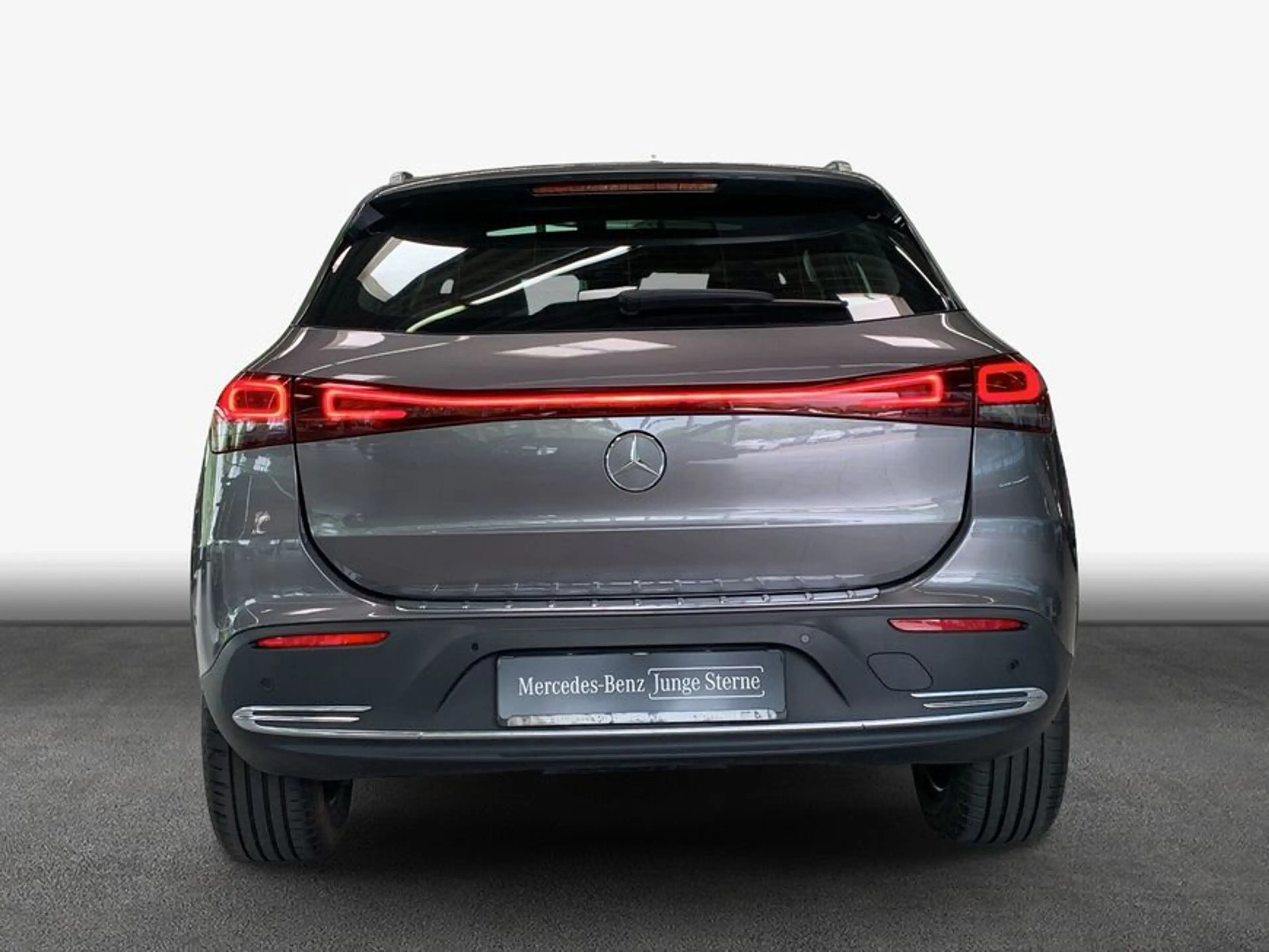 Mercedes-Benz EQA 300 EQA — photo 5