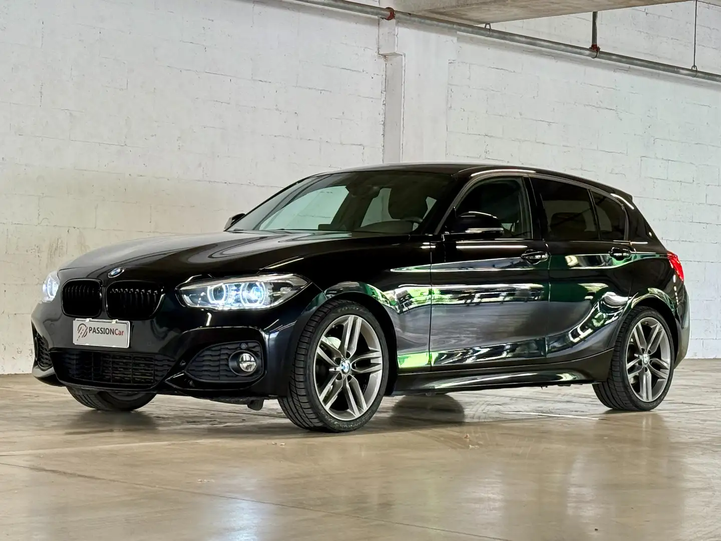 BMW 116 Serie 1 116d automatica  Msport LED Nero - 1