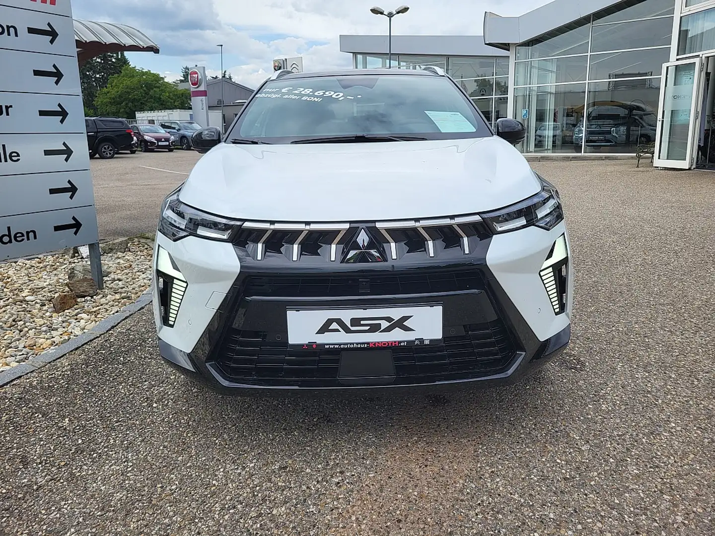 Mitsubishi ASX 1,3 DI-T MHEV Intense Weiß - 2