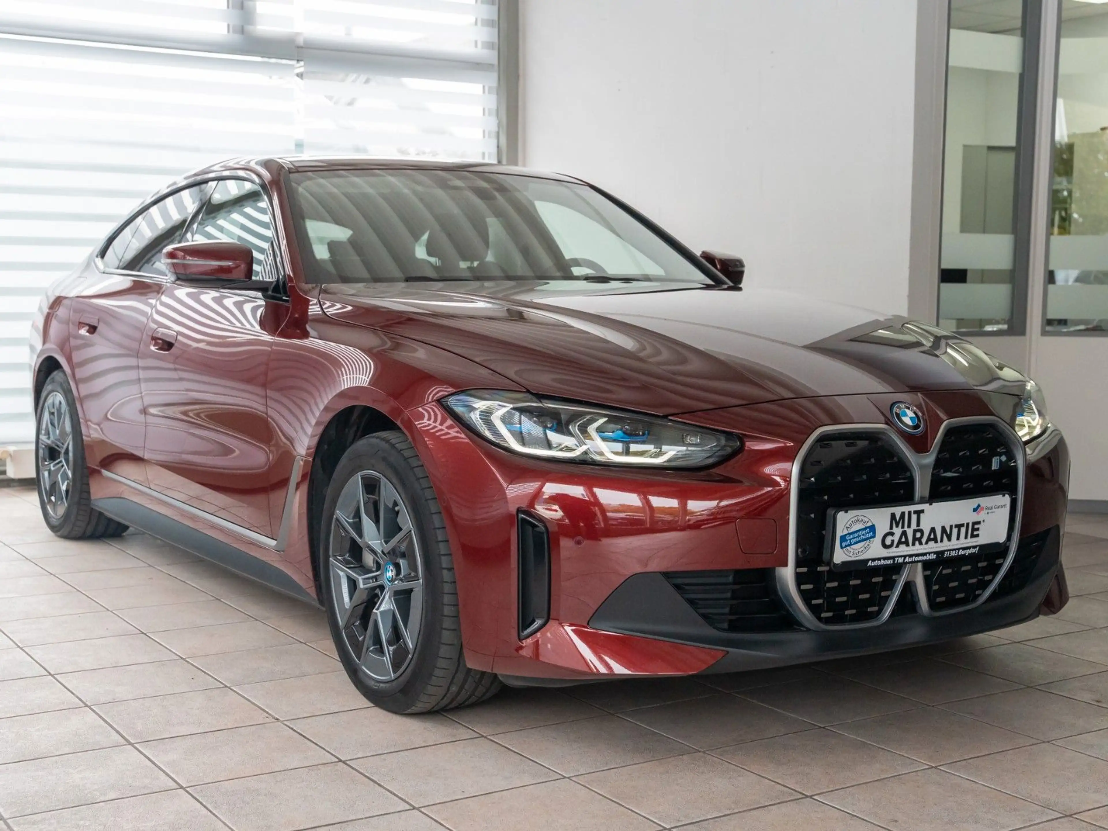 BMW i4 40eD GranC KAM LASER HUD AHK ACC HiFi — photo 3