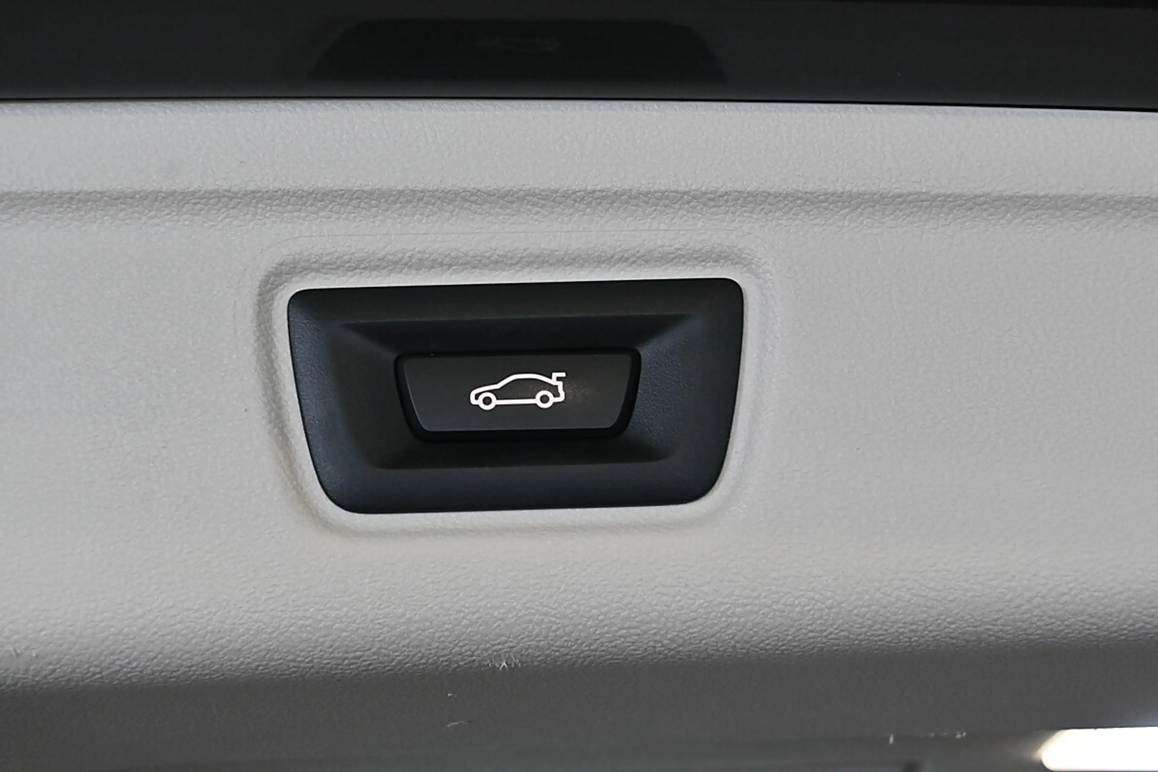 BMW 316 d Touring; Live-cockpit, NAVI, LED, Sitzhzg — photo 9