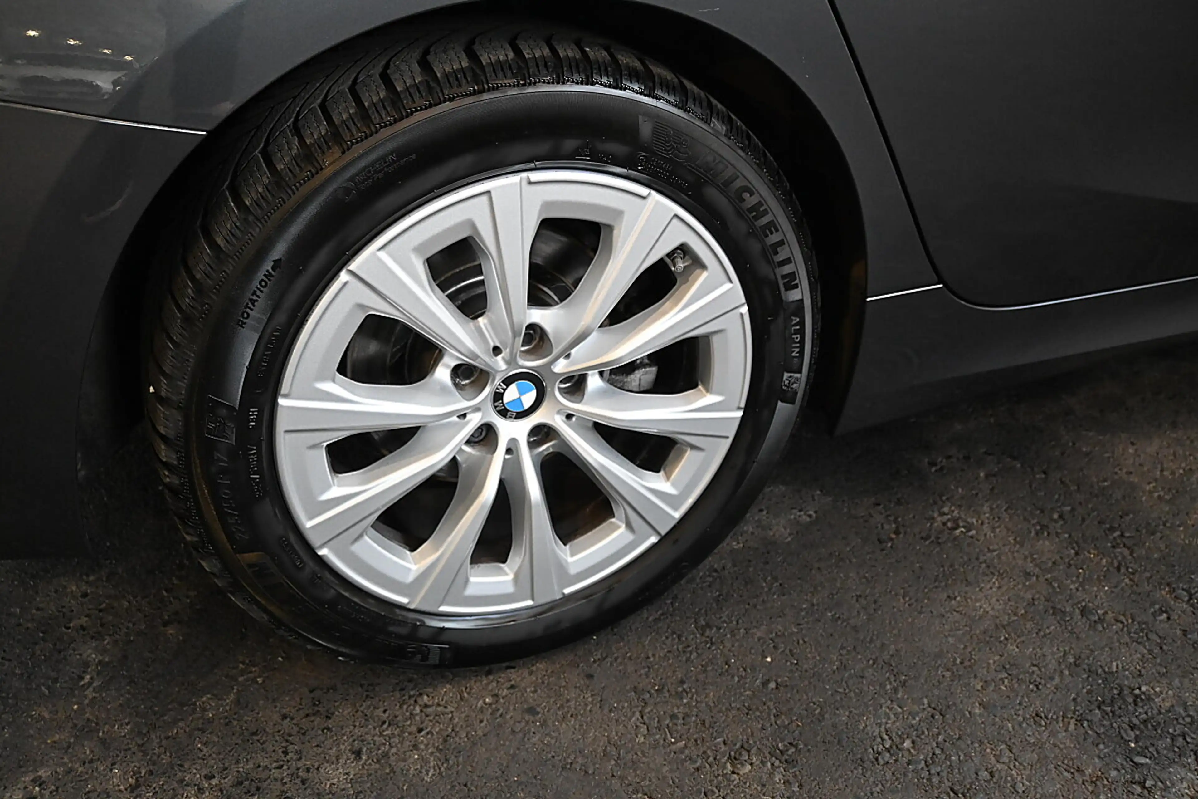 BMW 316 d Touring; Live-cockpit, NAVI, LED, Sitzhzg — photo 8