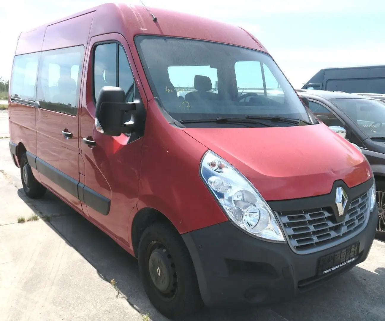 Renault Master 2,3 dCi 9-Sitzer / 1. Hand Rot - 1