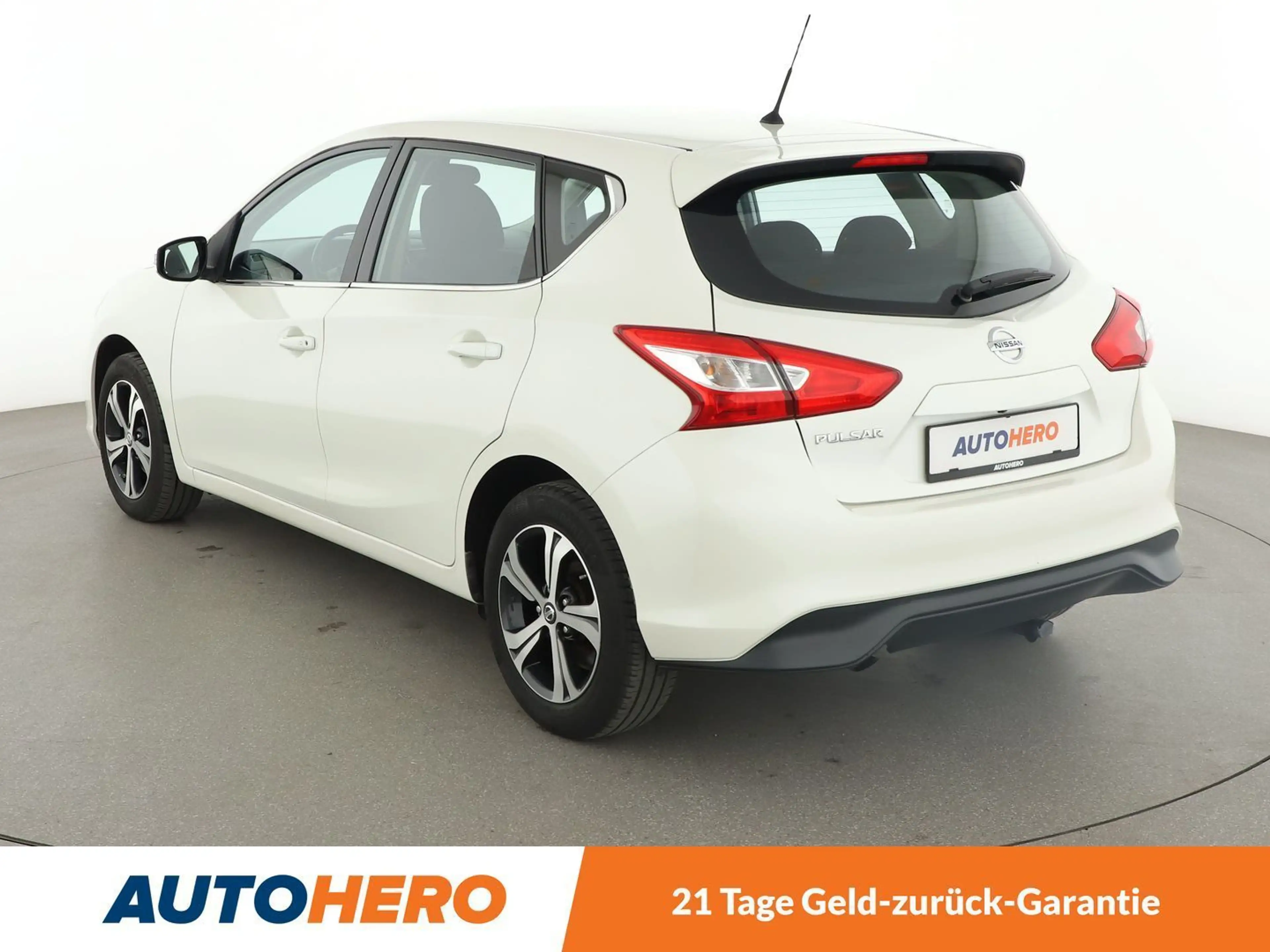 Nissan Pulsar 1.2 Acenta*NAVI*TEMPO*CAM*SHZ*KLIMA*GARANTIE* — photo 4
