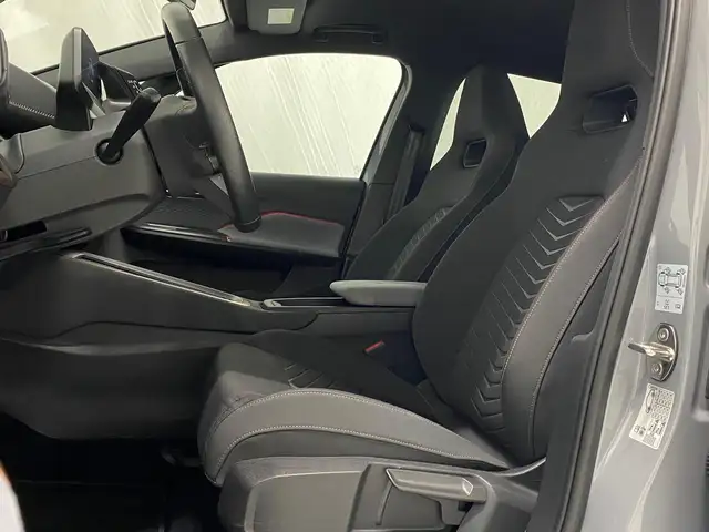 Cupra Born view 4