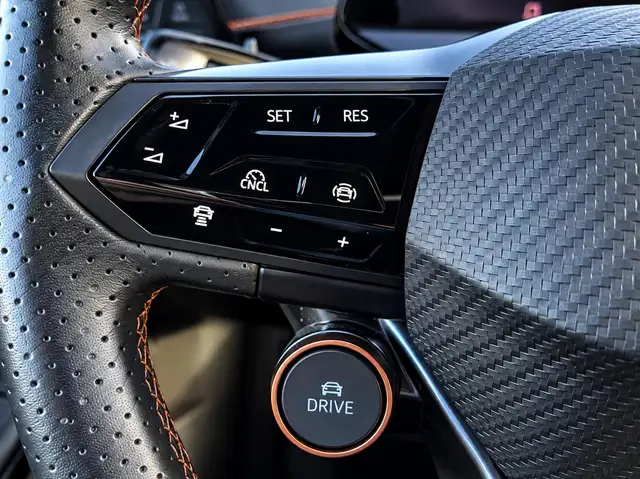 Cupra Born view 8