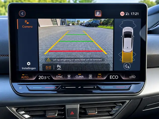 Cupra Born view 6