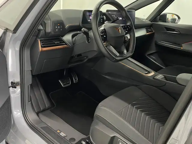 Cupra Born view 2