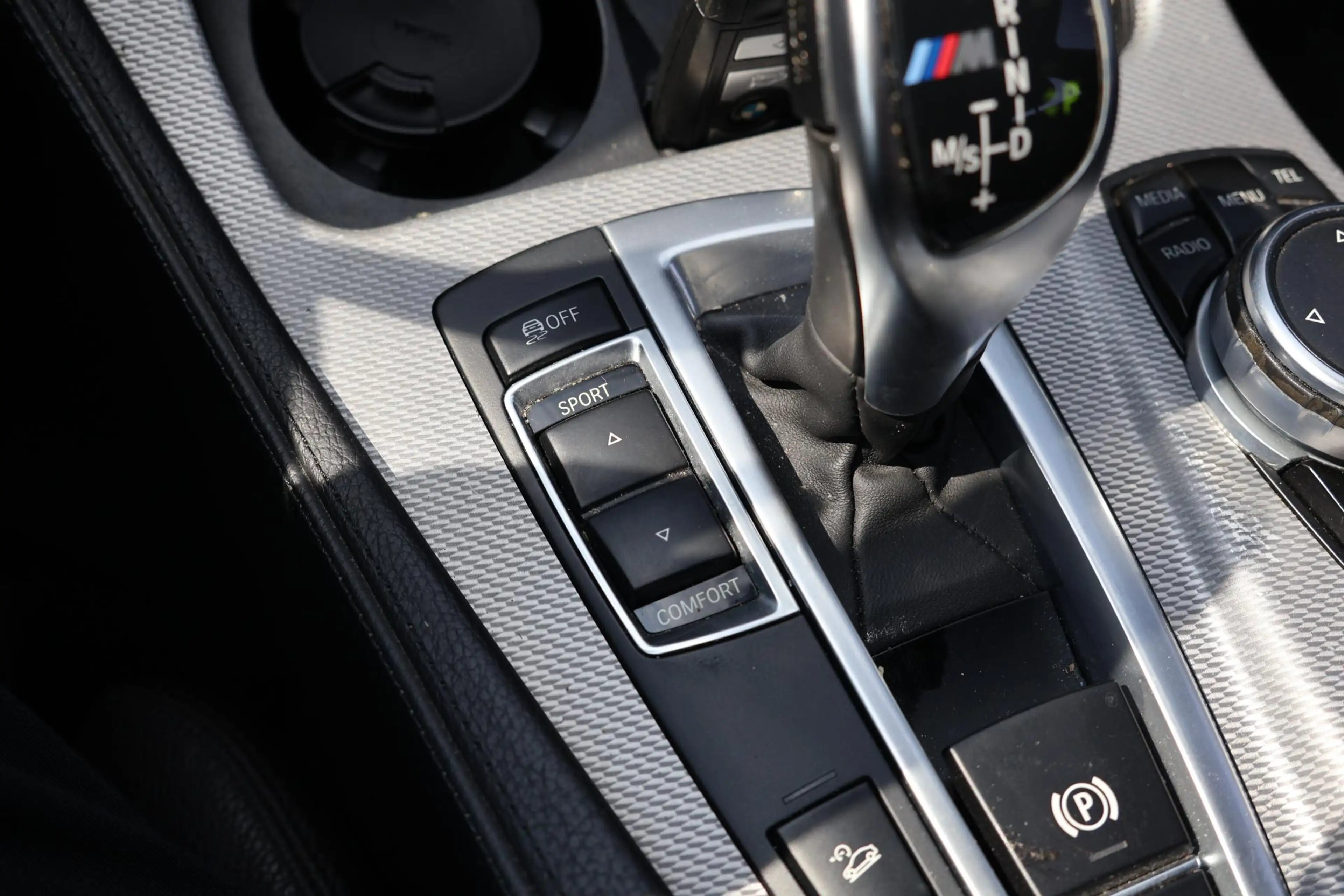 BMW M550 5-serie Touring M550xd M-Sport l Pano l Frozen gre — photo 38