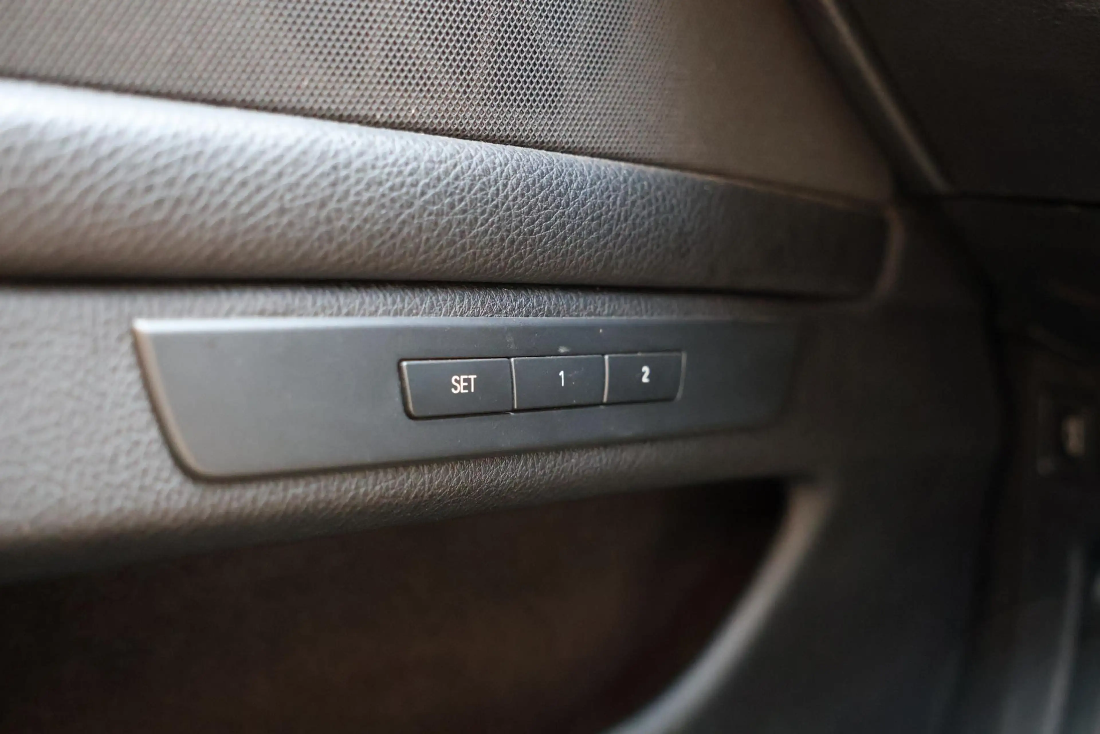 BMW M550 5-serie Touring M550xd M-Sport l Pano l Frozen gre — photo 45