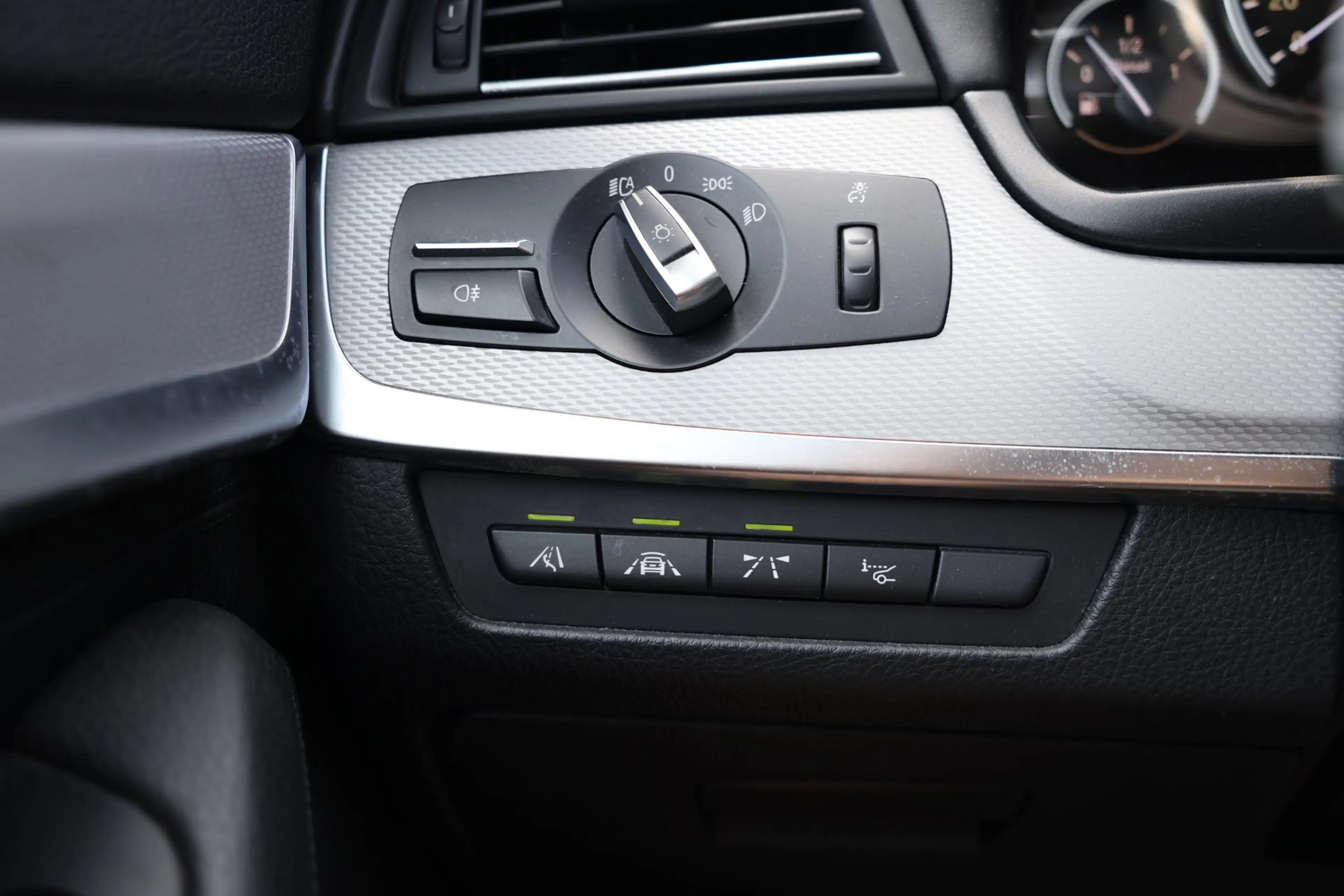 BMW M550 5-serie Touring M550xd M-Sport l Pano l Frozen gre — photo 40